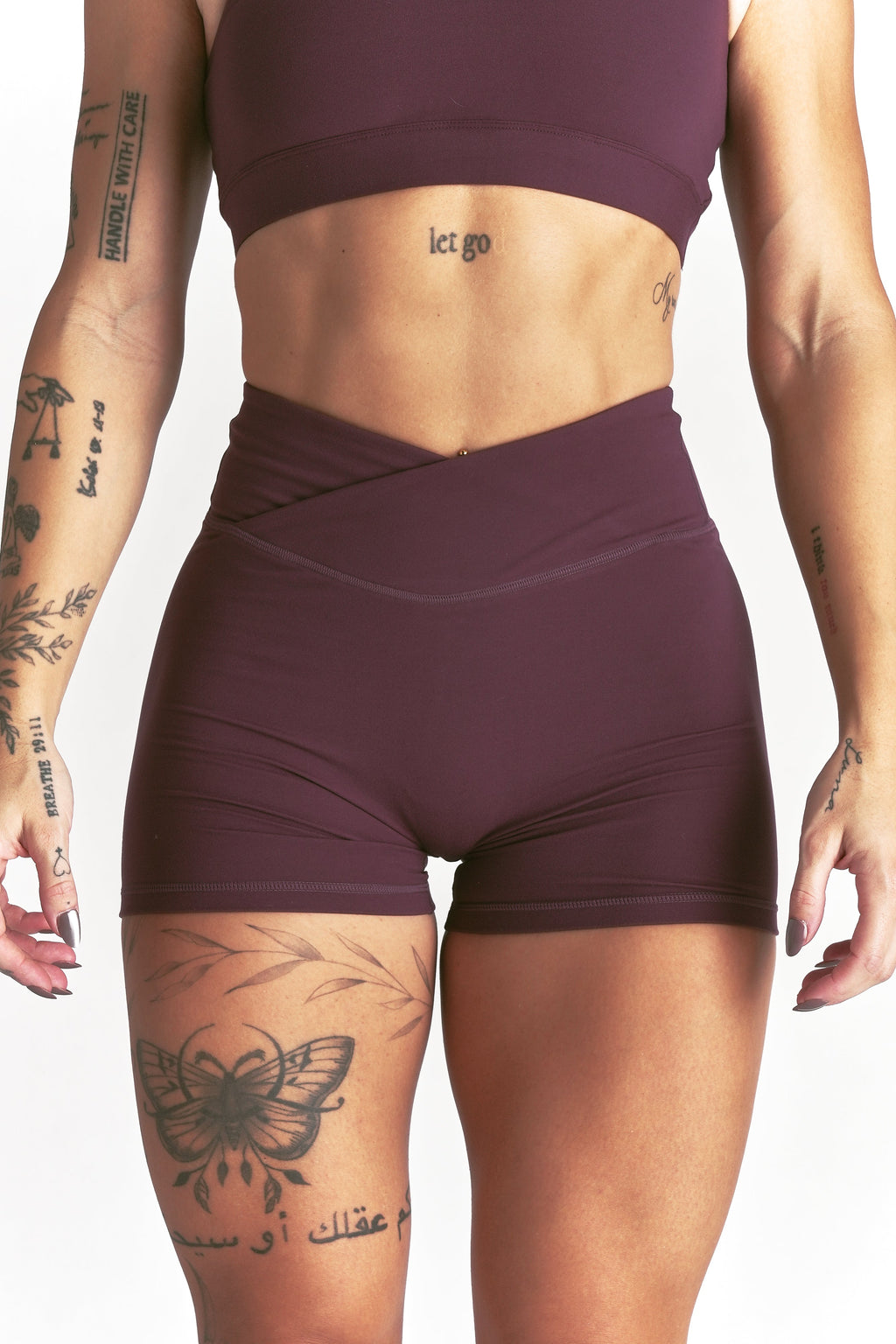 Wolf "Pearl" Shorts in Fig — imagem principal