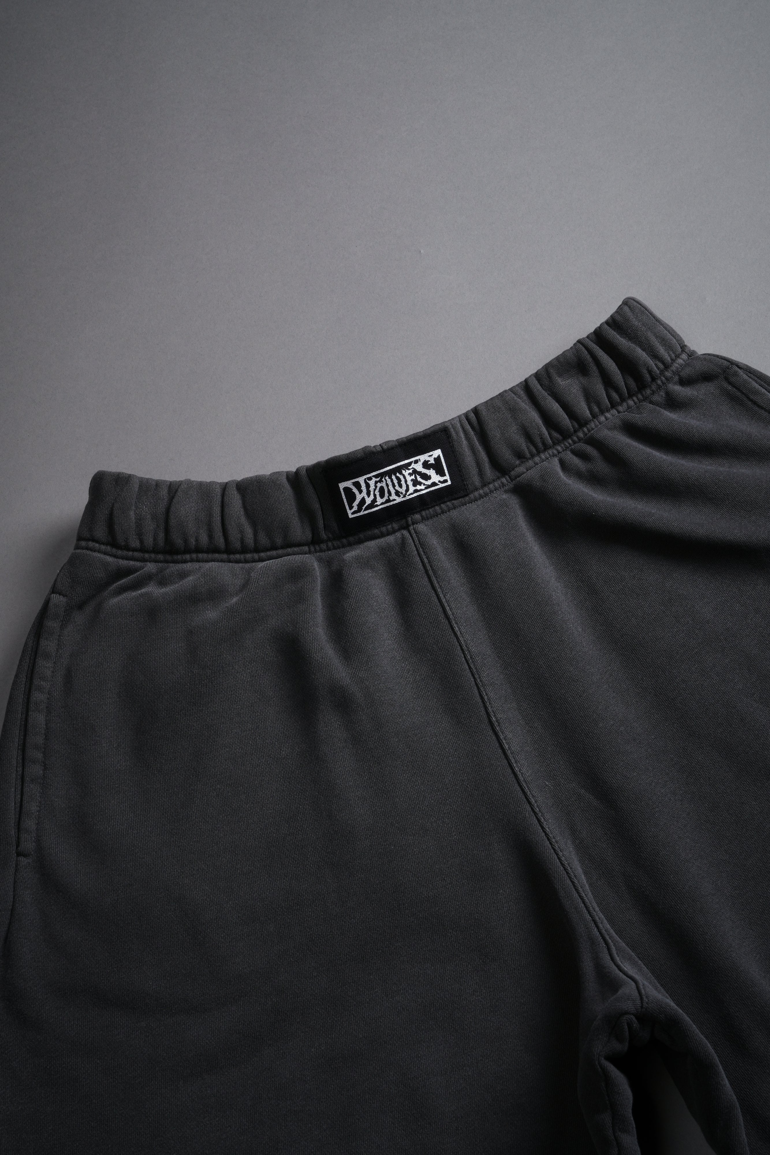 Box Patch Dual Post Lounge Sweat Shorts V2 in Wolf Gray — imagem 9