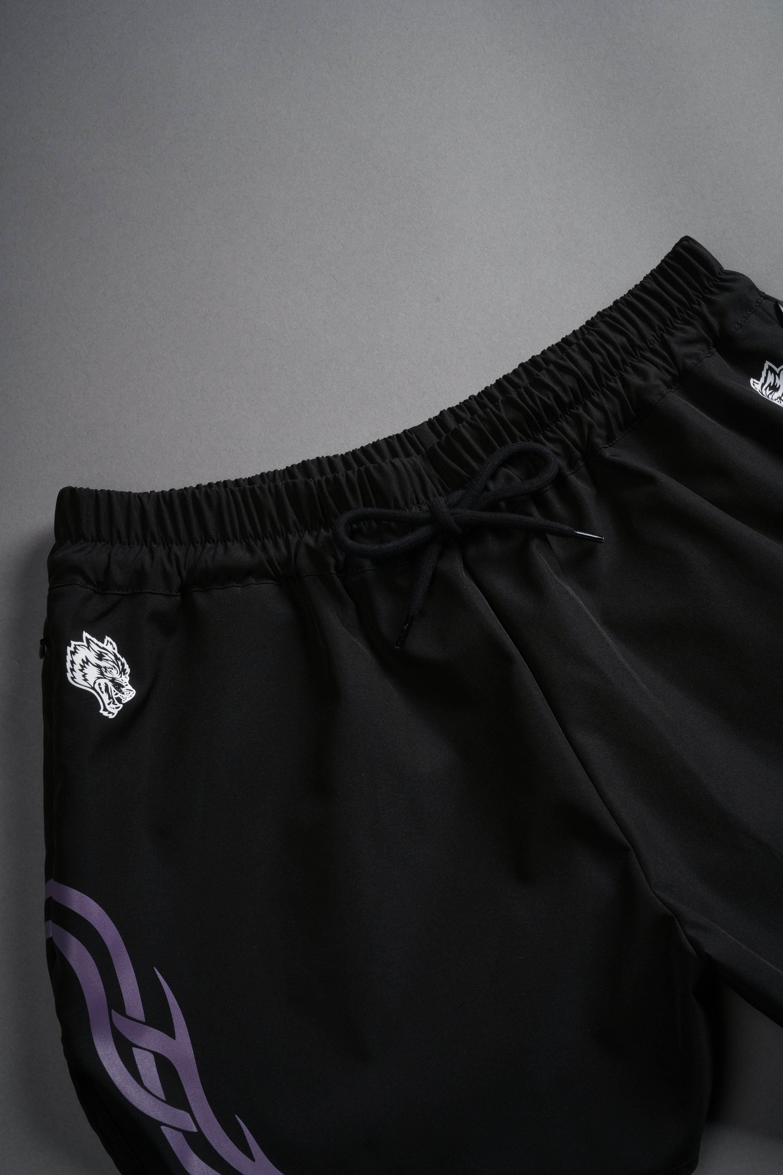 Dual Finite Code She Nadia Track Shorts in Black — imagem 8