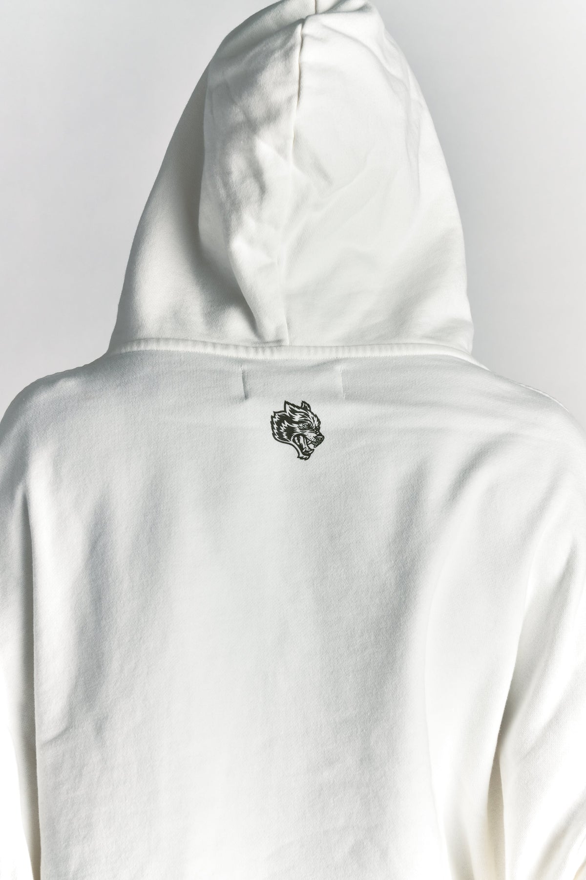 Only Loyalty Grunge "Gage" Box Cut Hoodie in Cream — imagem 7