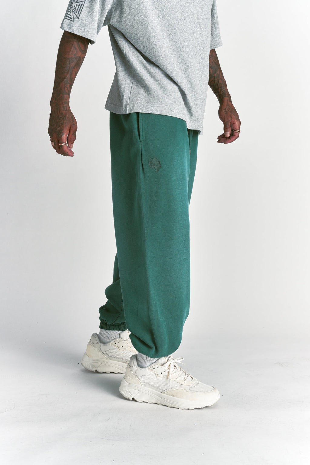 Dual Lounger Sweat Pants in Sierra Pine Sun Fade — imagem 4