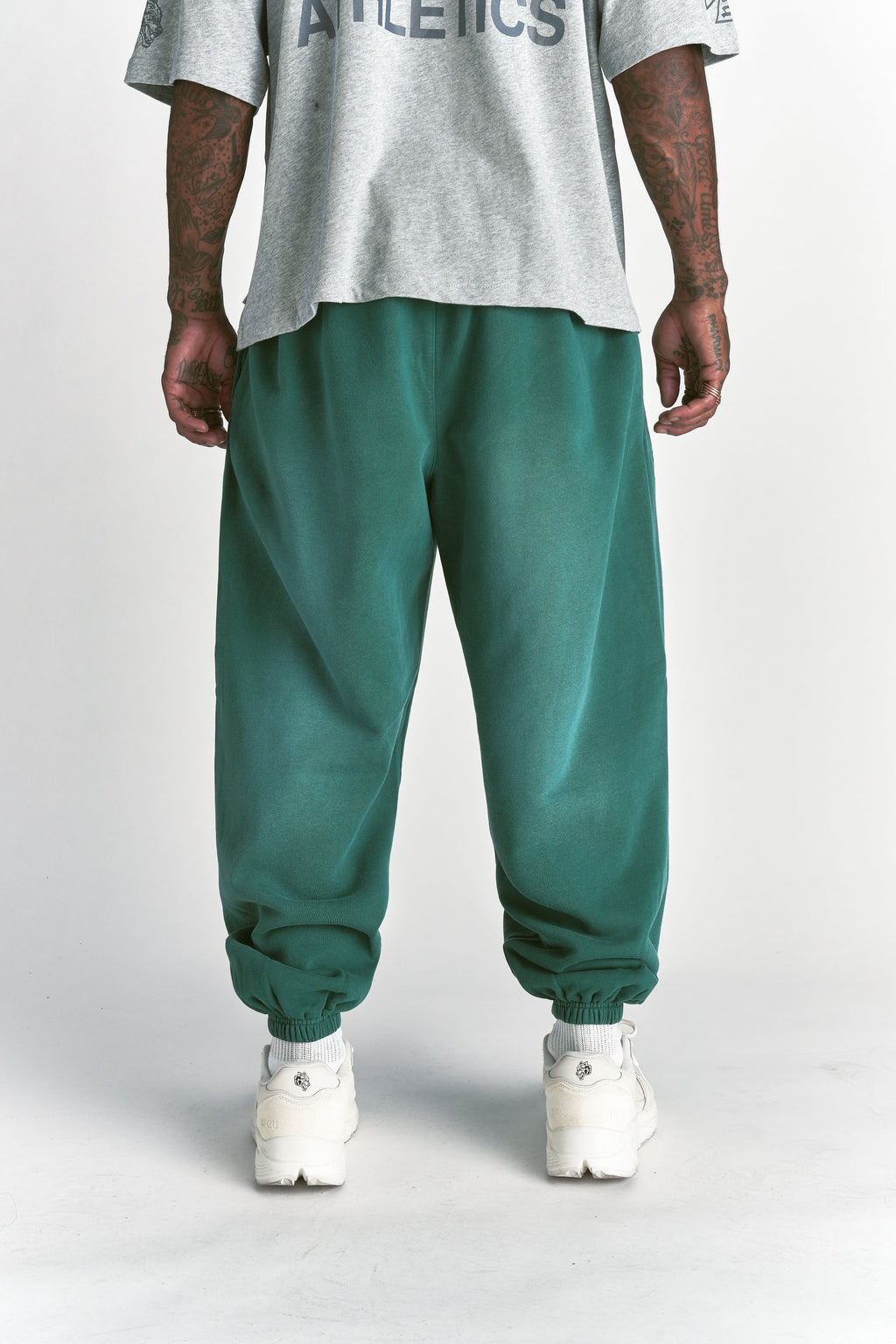 Dual Lounger Sweat Pants in Sierra Pine Sun Fade — imagem 3