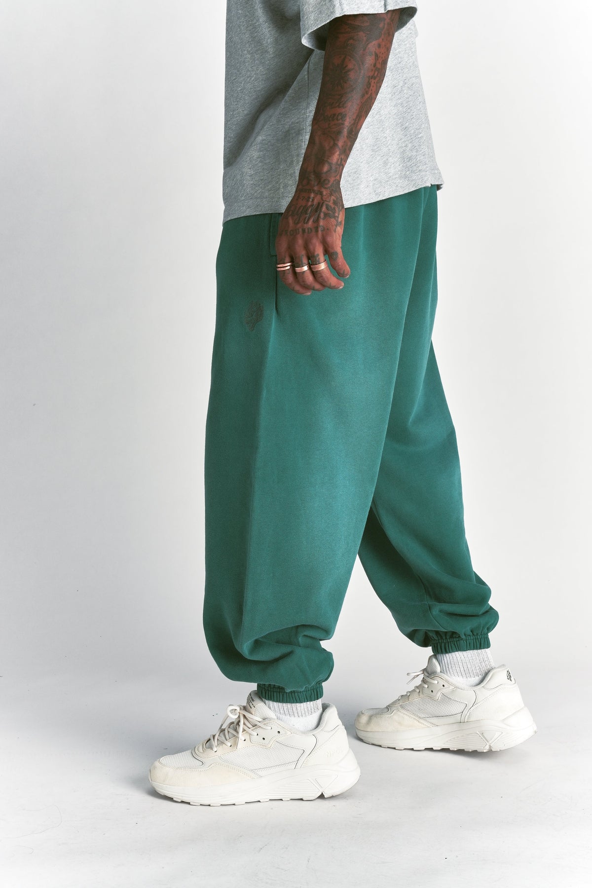 Dual Lounger Sweat Pants in Sierra Pine Sun Fade — imagem 2