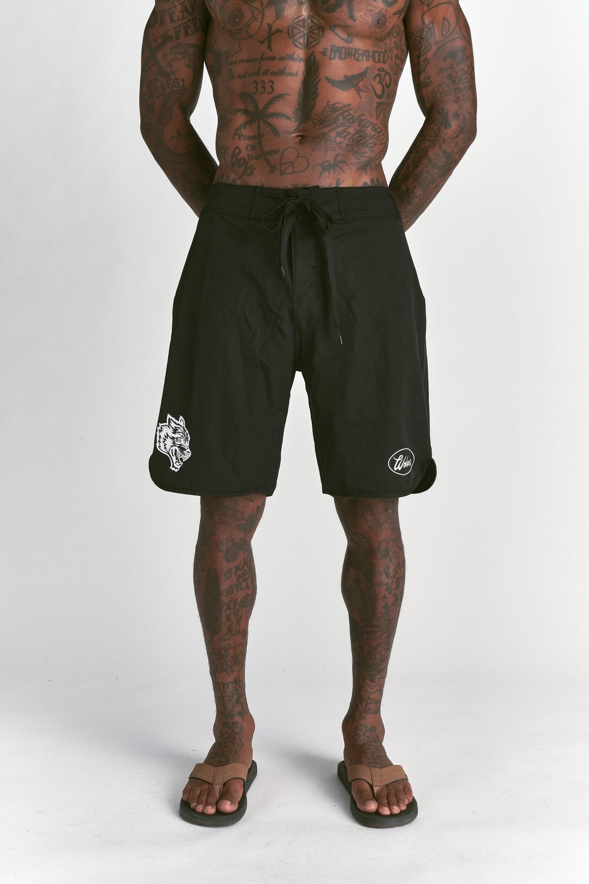 What We Rep Brucey's Board Shorts in Black — imagem principal