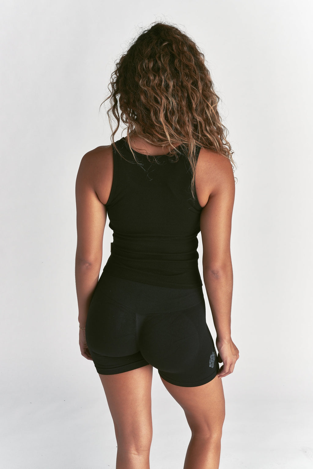 Liv Tank Top in Black — imagem 2