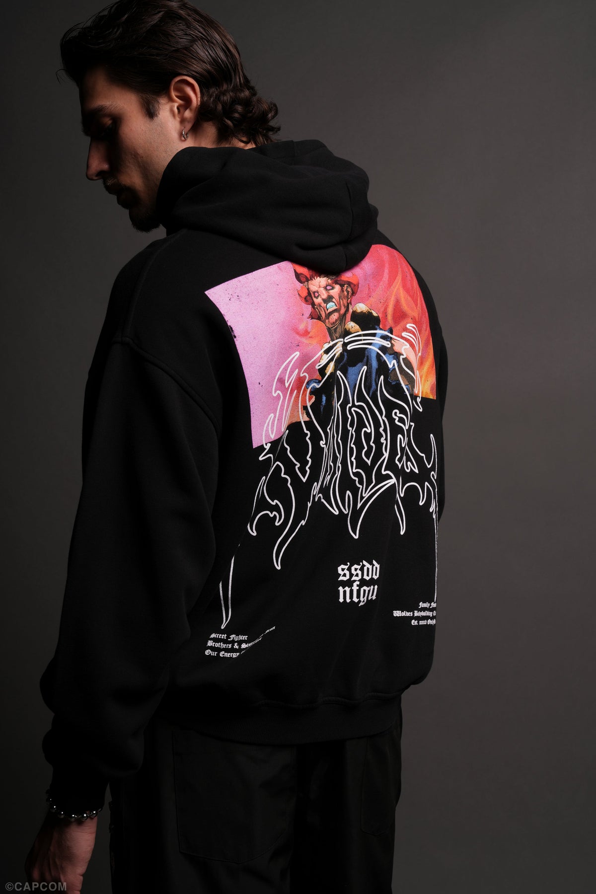 Akuma Forever "Pierce" Hoodie in Black - imagem 6