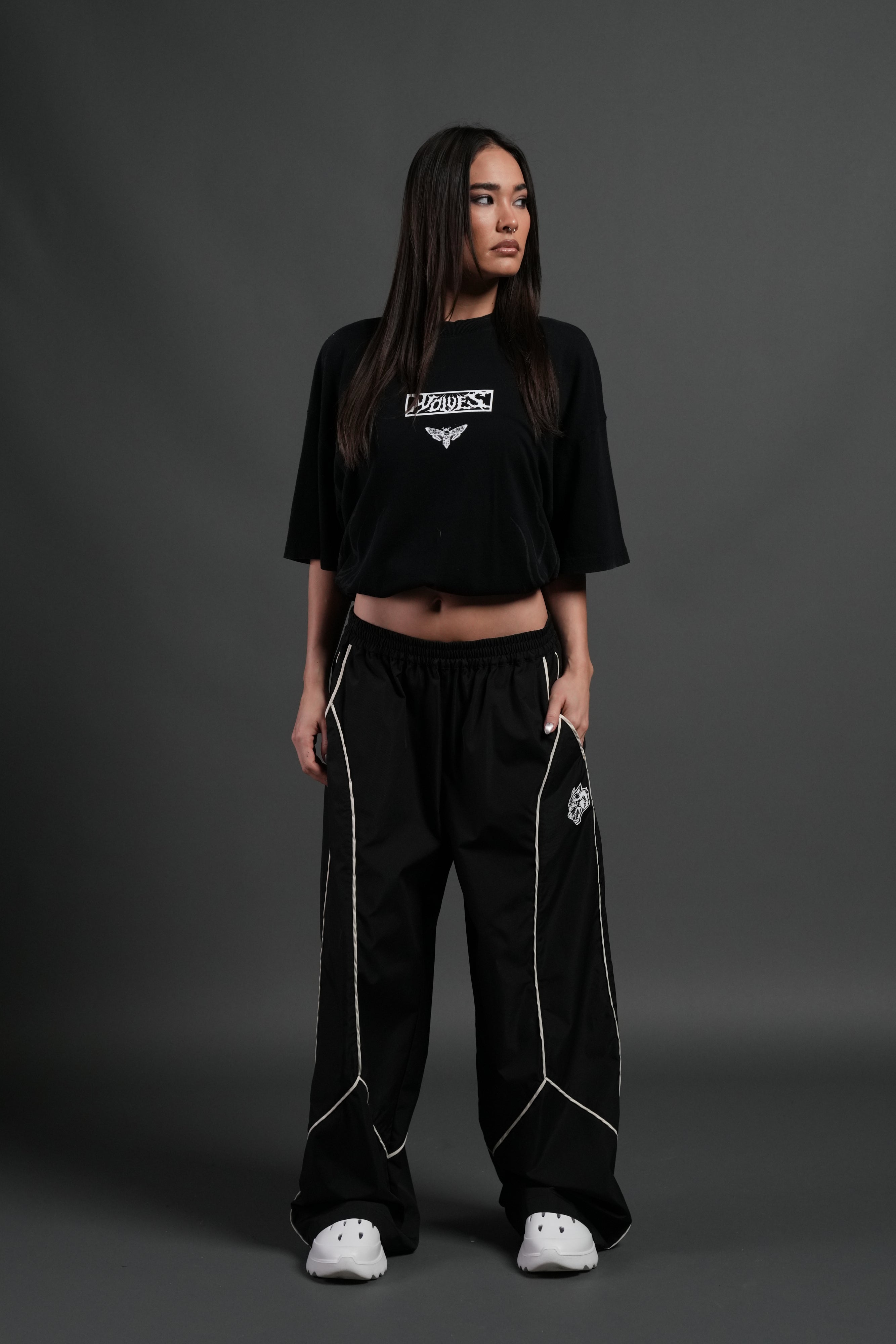 Death's-Head Premium Oversized Tee in Black — imagem 5