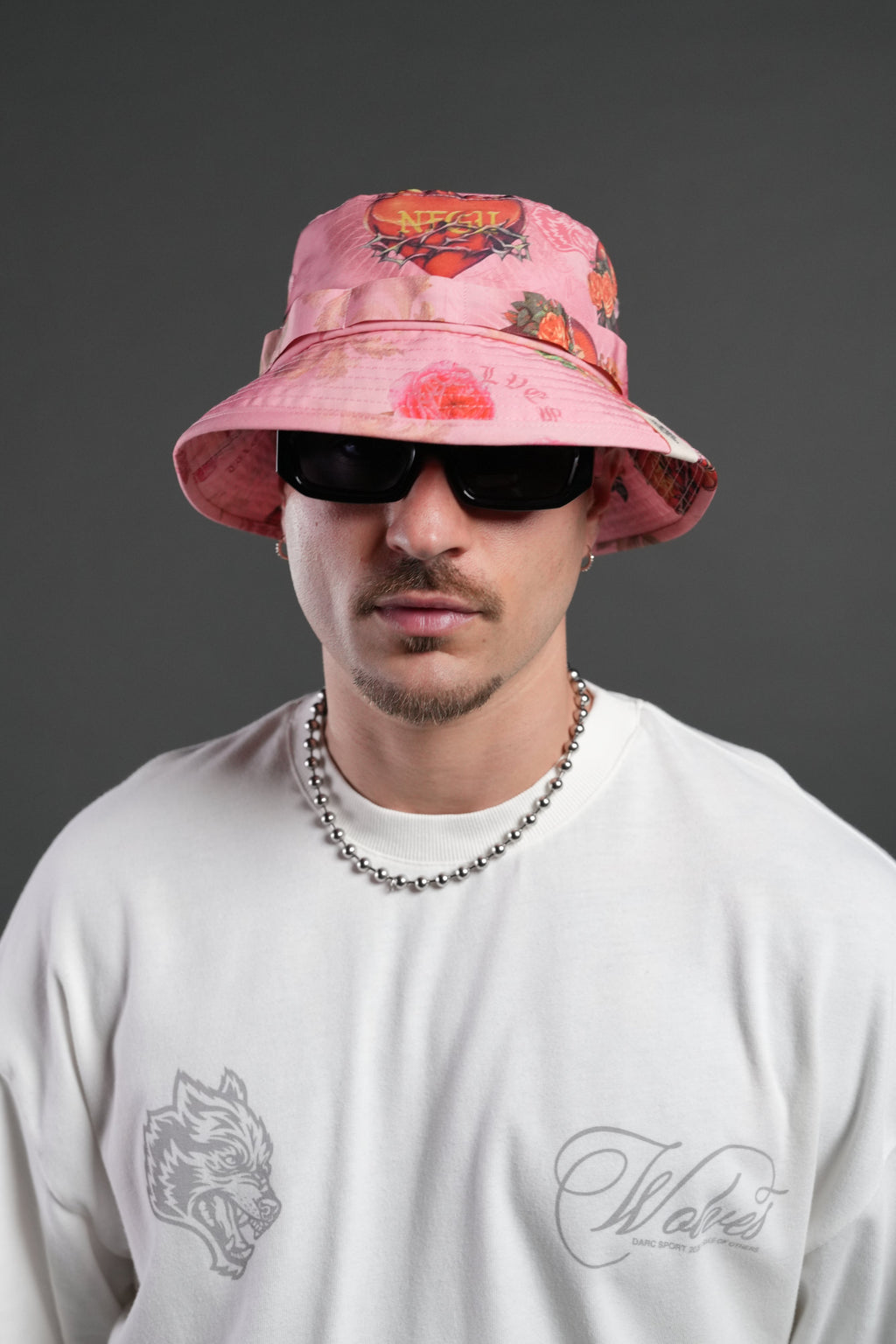 Wolf Patch V2 Boonie Bucket Hat in Corazon de Devocion — imagem 5