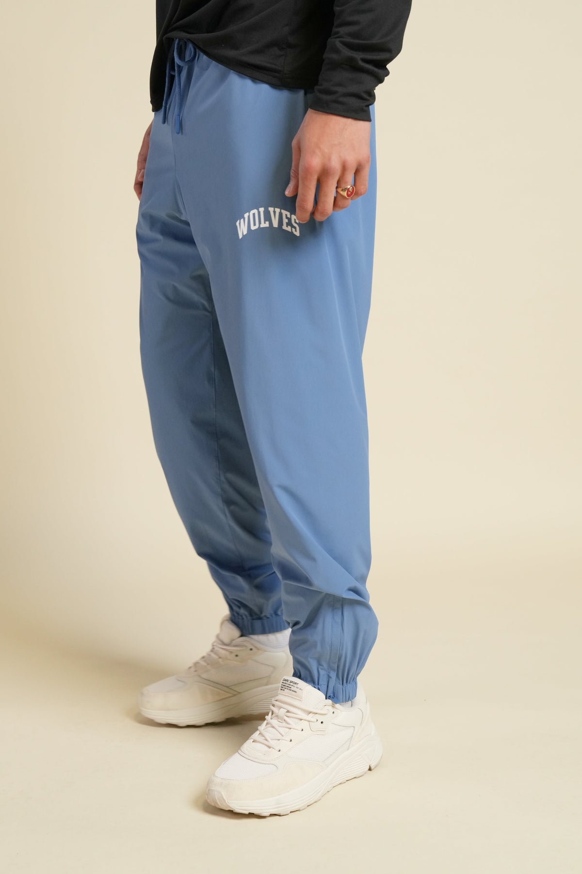 Loyalty Forever Hybrid Nylon Track Pants in Catalina Blue — imagem 2