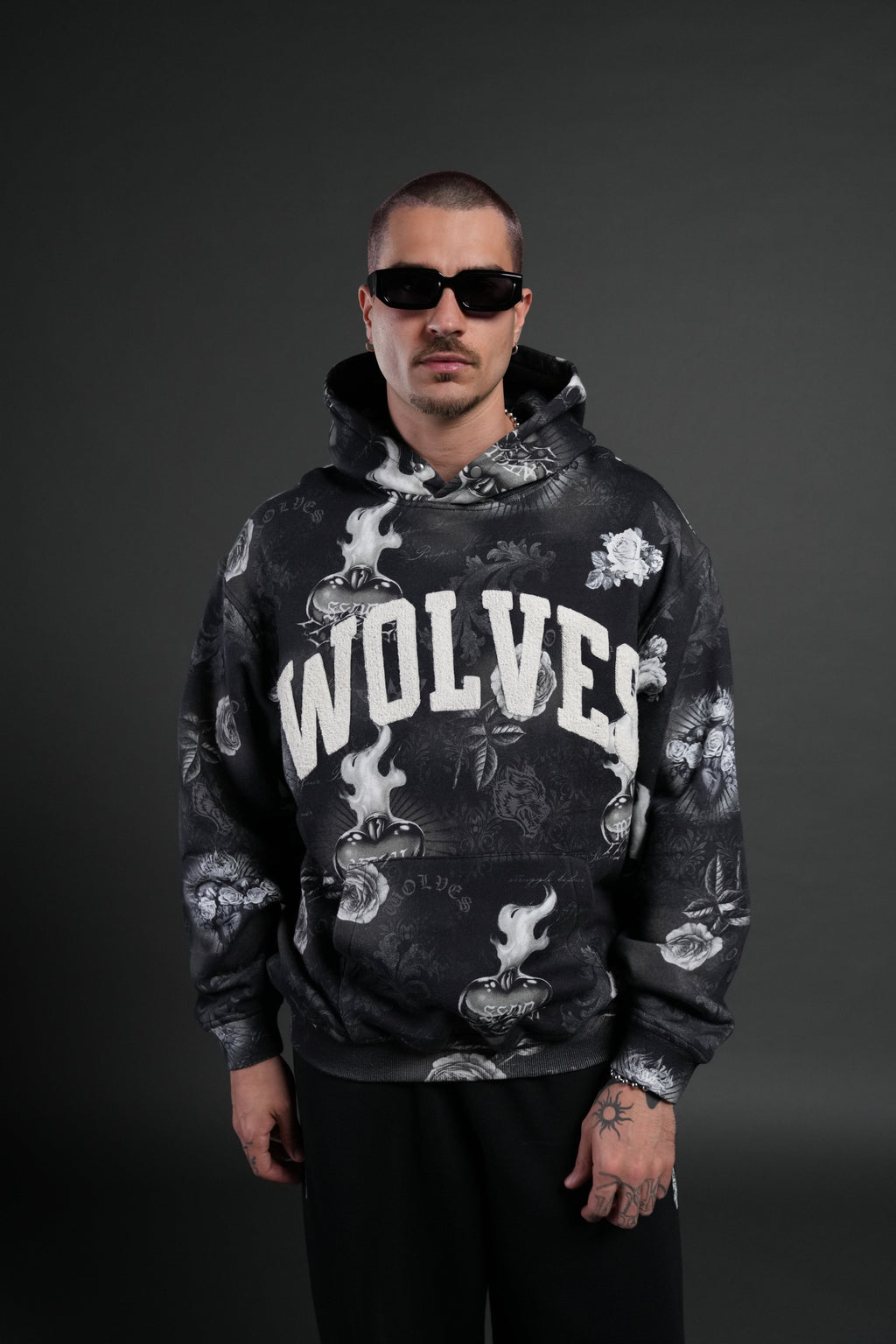 Always Loyal "Pierce" Hoodie in Corazon de Oscuridad Tonal — imagem 2