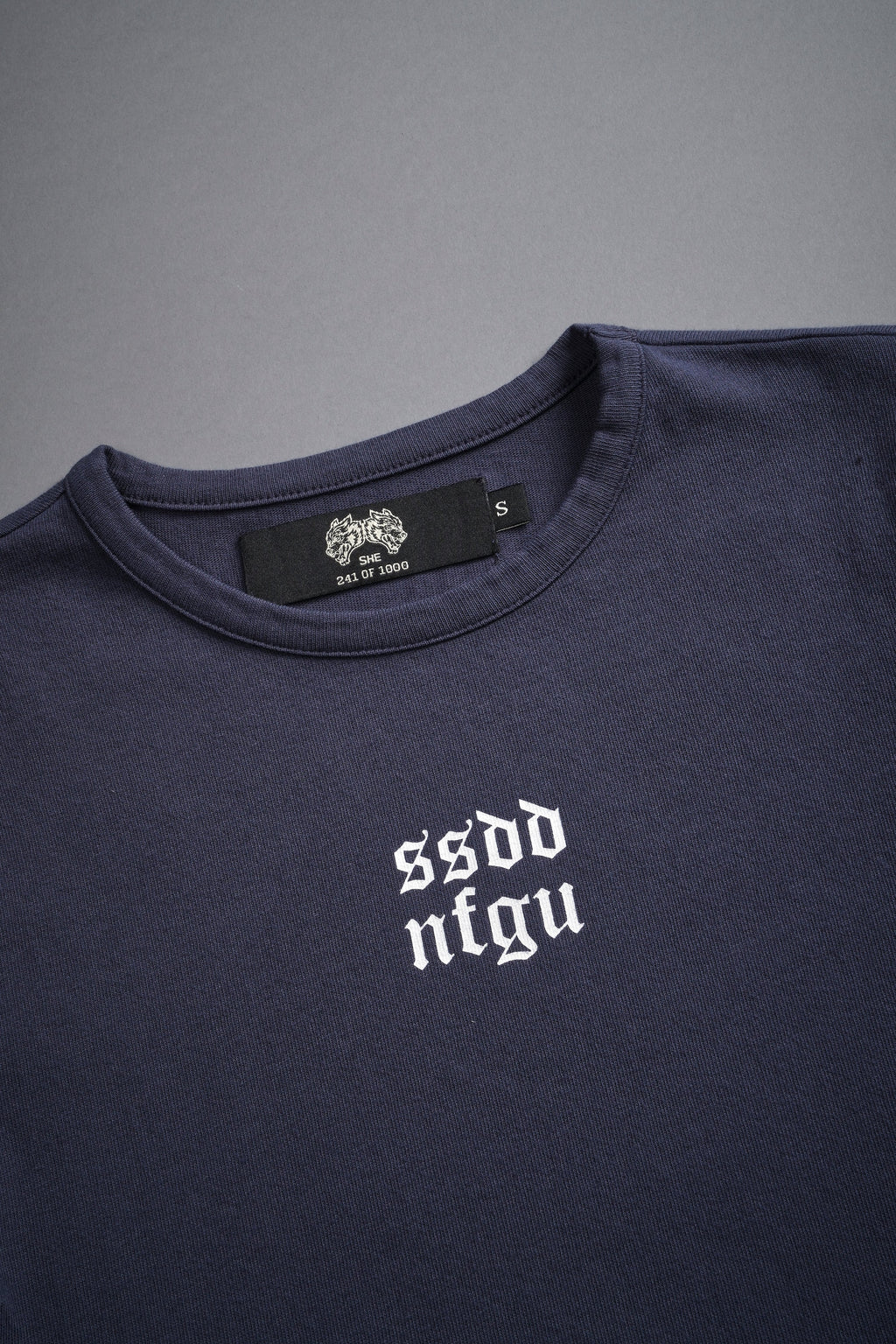 Wolf Label SSDDNFGU "Baby" Tee in Midnight Blue — imagem 8