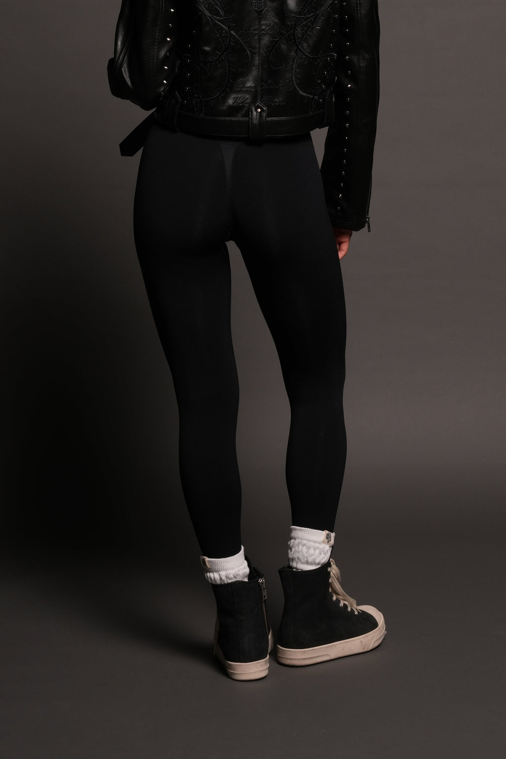 Dual Wolf Skylar Soft Seamless Leggings In Black