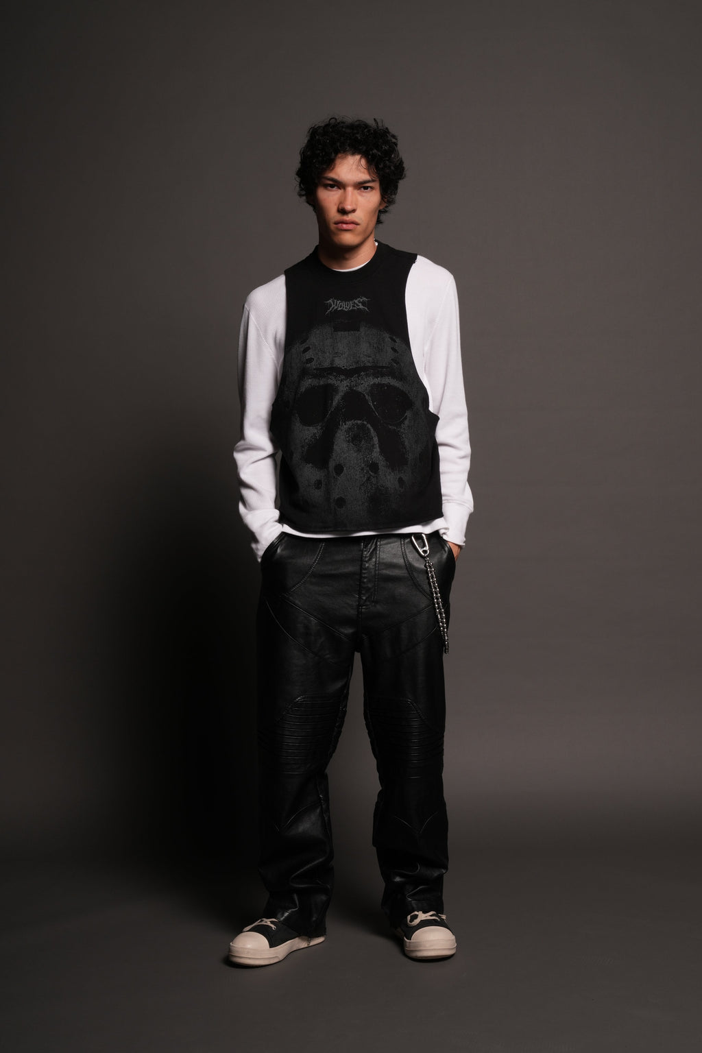 Jason Forever Grunge Raw Hem Box Cut Tommy Muscle Tee In Black