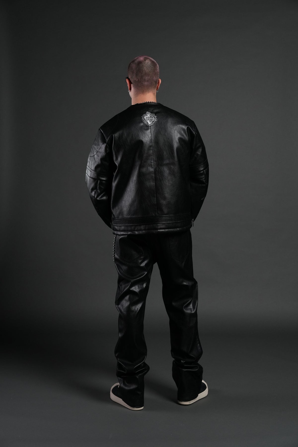 Wolves Pyramid Jesse Biker Jacket in Black - imagem 6