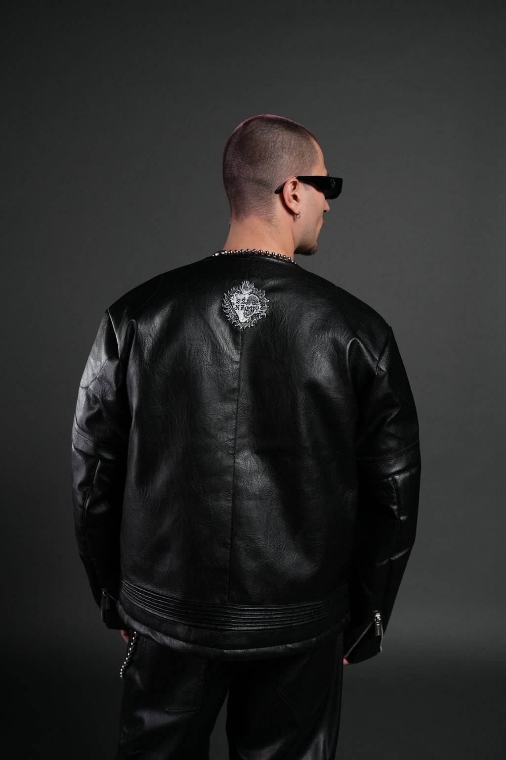 Wolves Pyramid Jesse Biker Jacket in Black - imagem 3