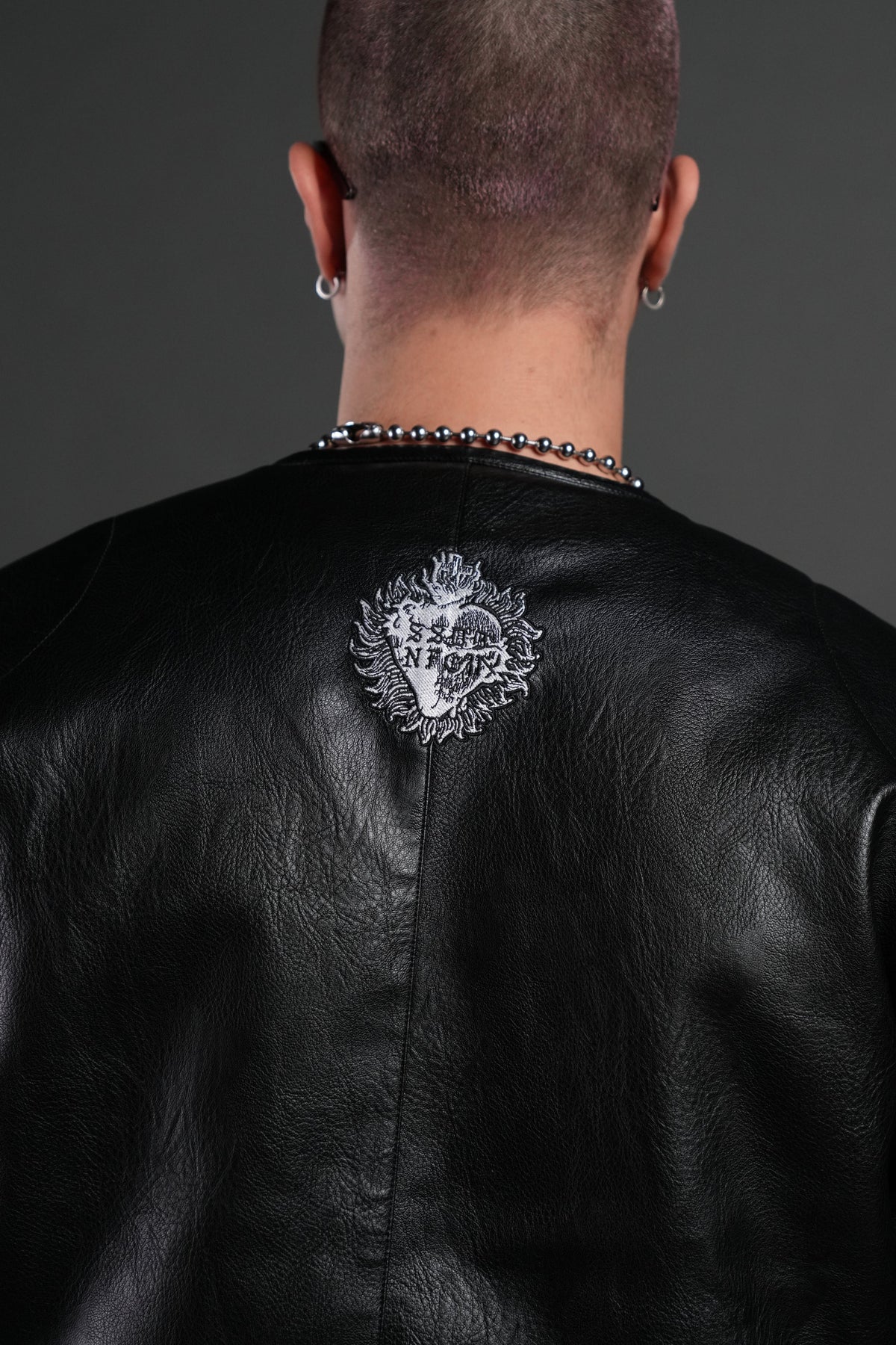 Wolves Pyramid Jesse Biker Jacket in Black - imagem 8