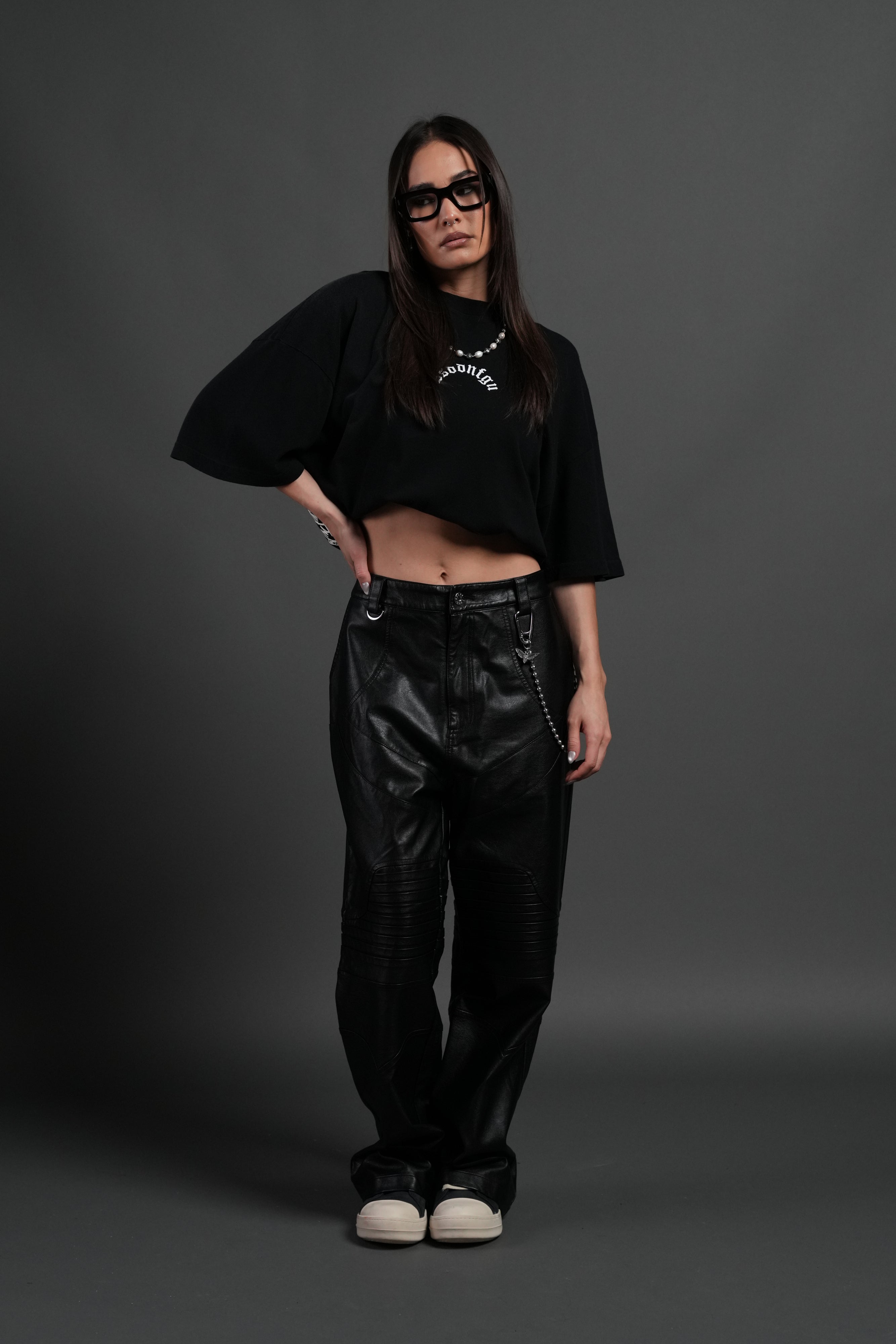 Our Sacrifice Premium Oversized Tee in Black Sun Fade — imagem 5