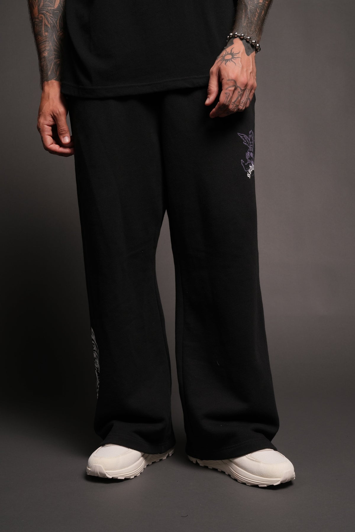 Cherub Nfgu V2 Lennox Sweat Pants In Black - imagem 2