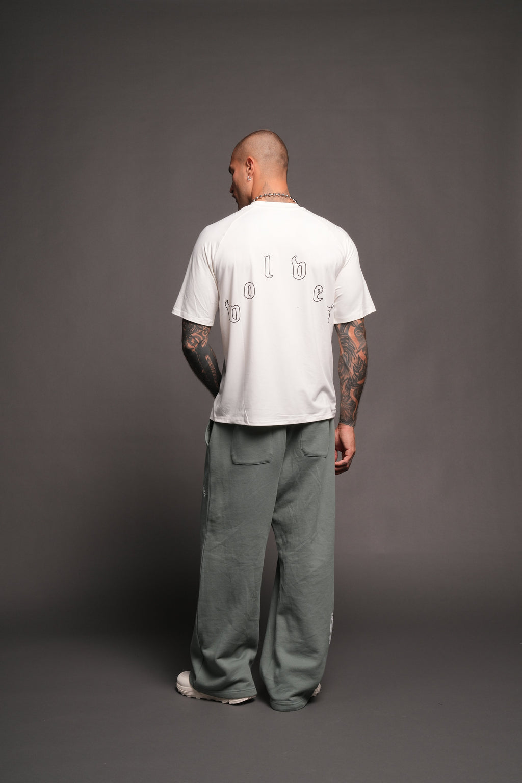 Wolves Pyramid V2 Dry Wolf Raglan Ss Tee In White - imagem 6