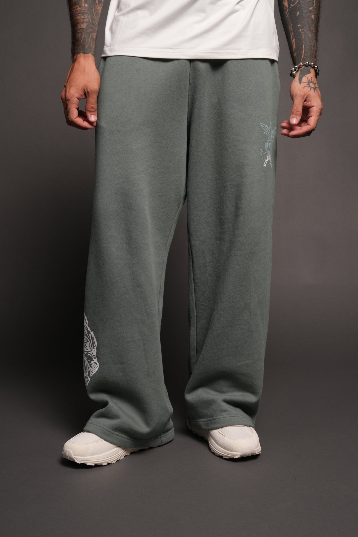Cherub Nfgu V2 Lennox Sweat Pants In Hunter Green - imagem 2