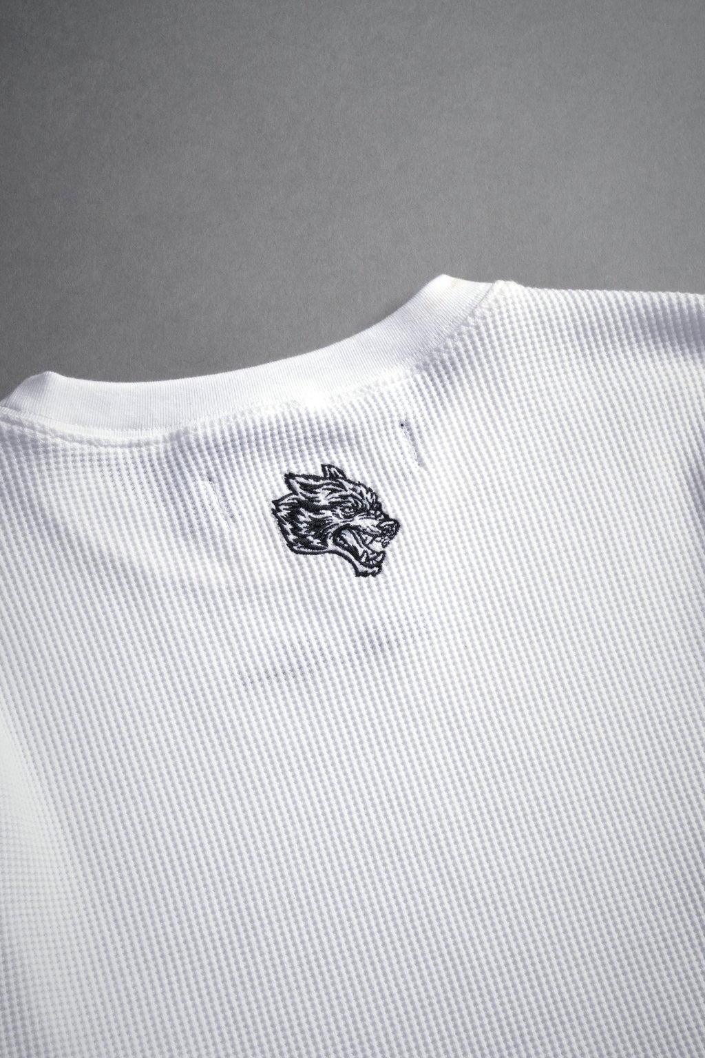 Conquer Cropped Thermal LS in White — imagem 6