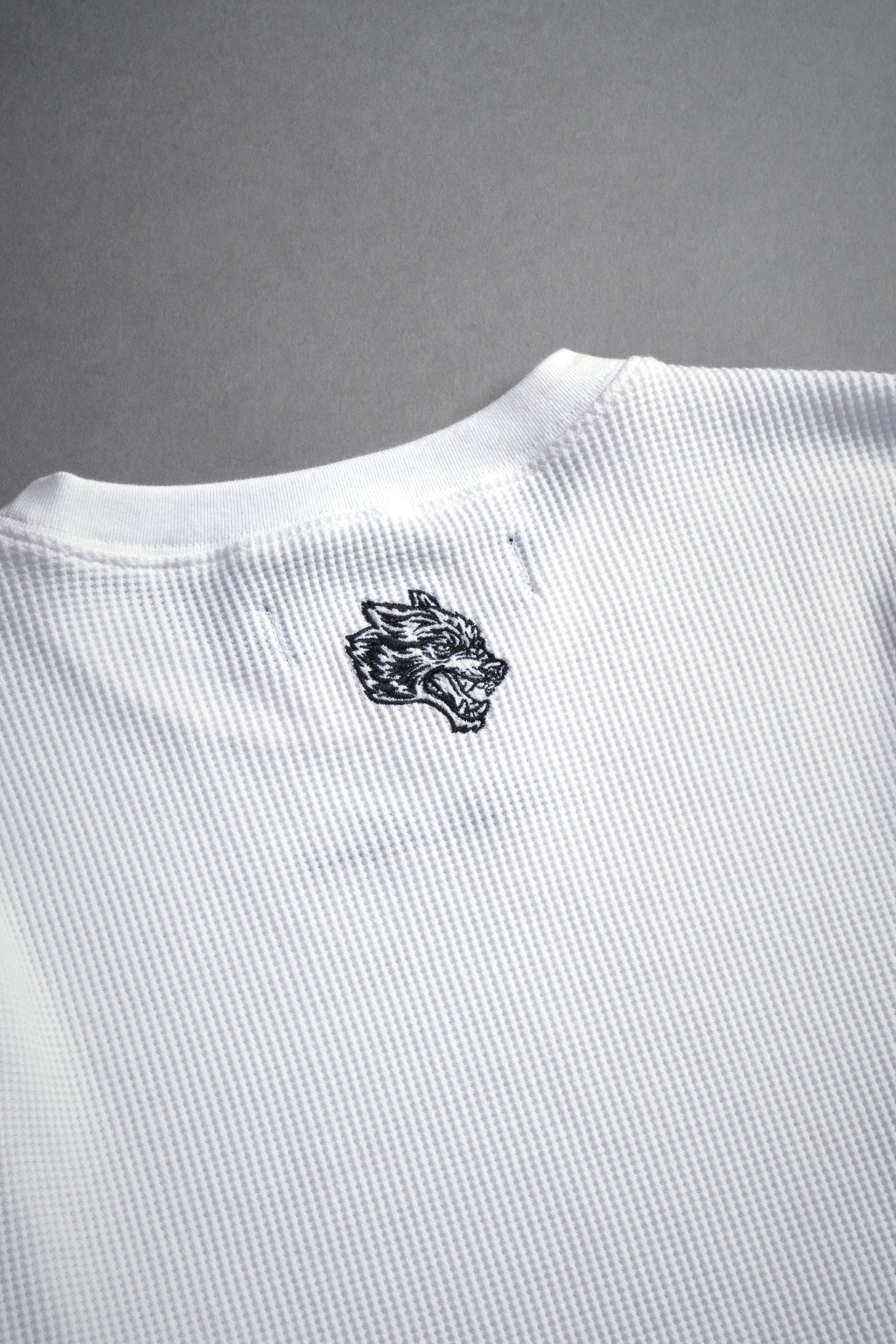 Conquer Cropped Thermal LS in White — imagem 6