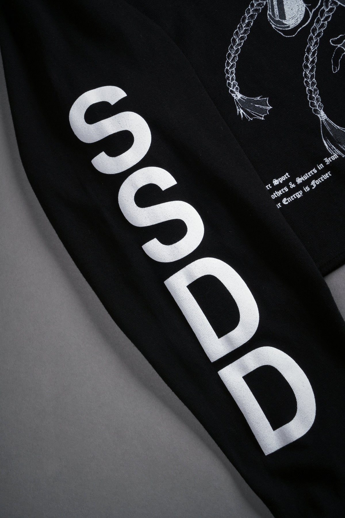 Fighter "Premium" (Cropped) L/S Tee in Black - imagem 10