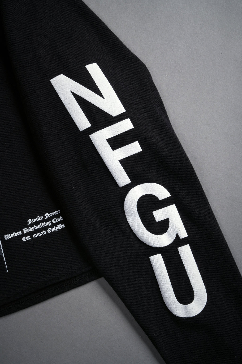 Fighter "Premium" (Cropped) L/S Tee in Black - imagem 8