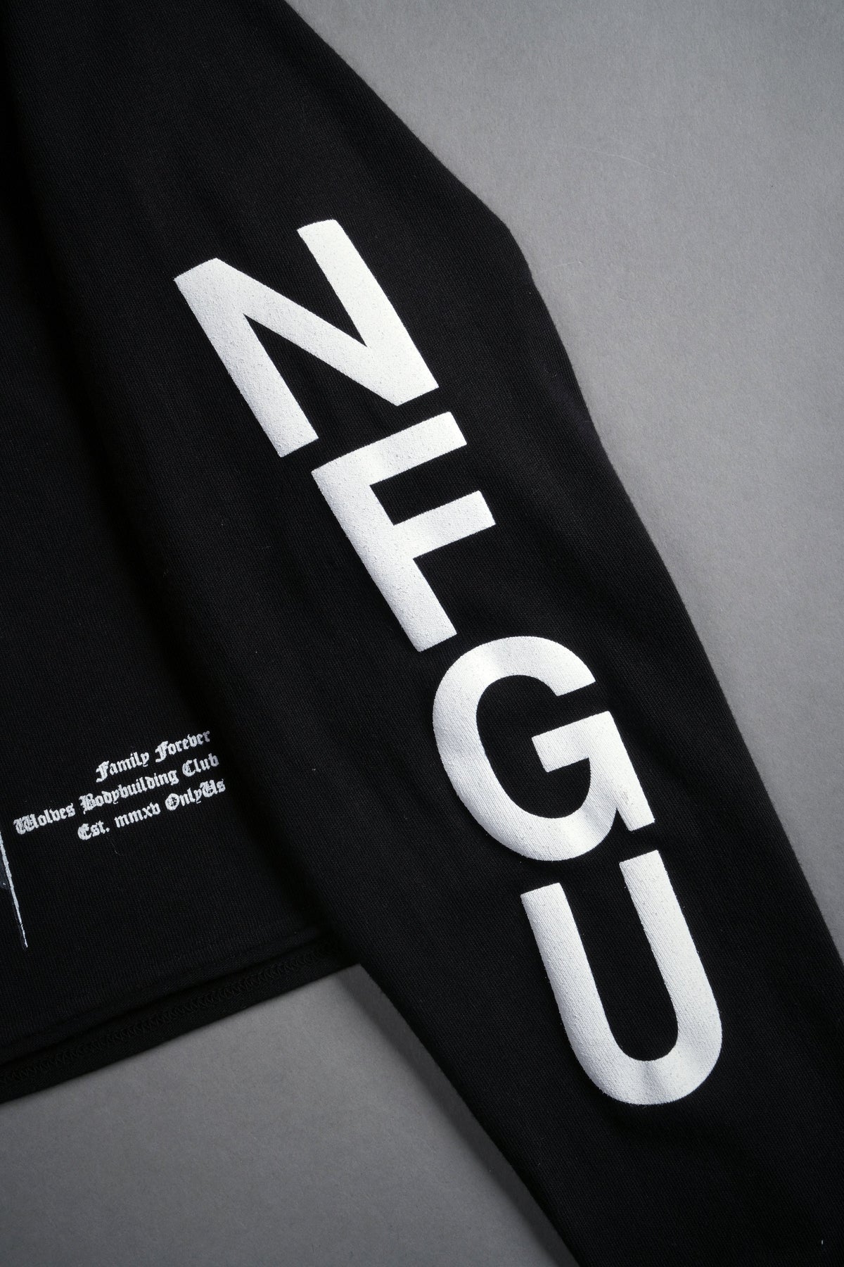 Fighter "Premium" (Cropped) L/S Tee in Black - imagem 8