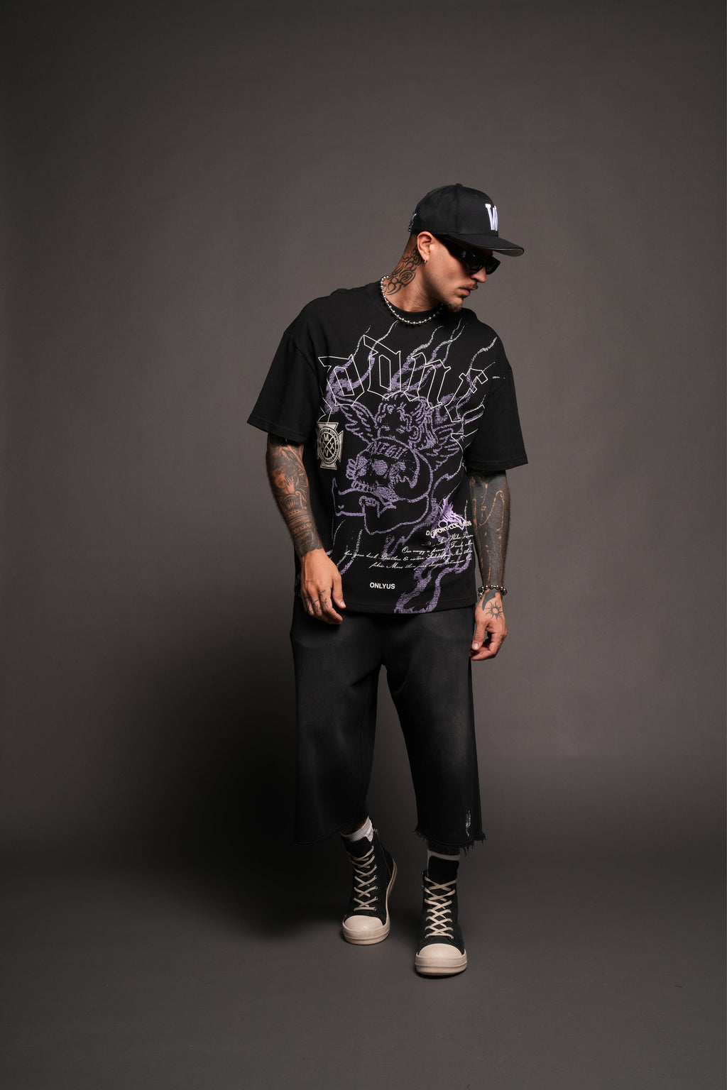Cherub Flame Premium Tee In Black - imagem 6