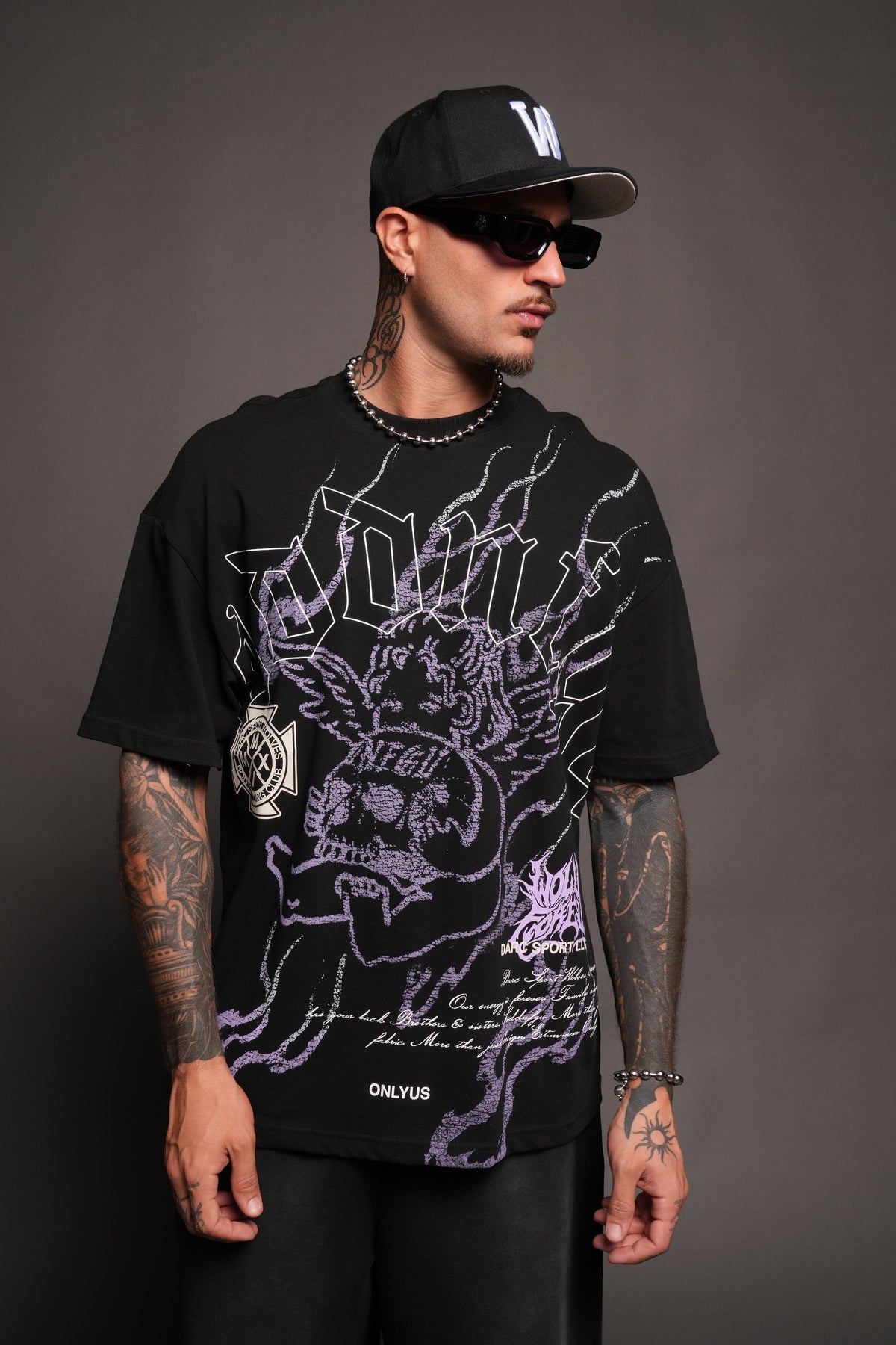 Cherub Flame Premium Tee In Black - imagem 4