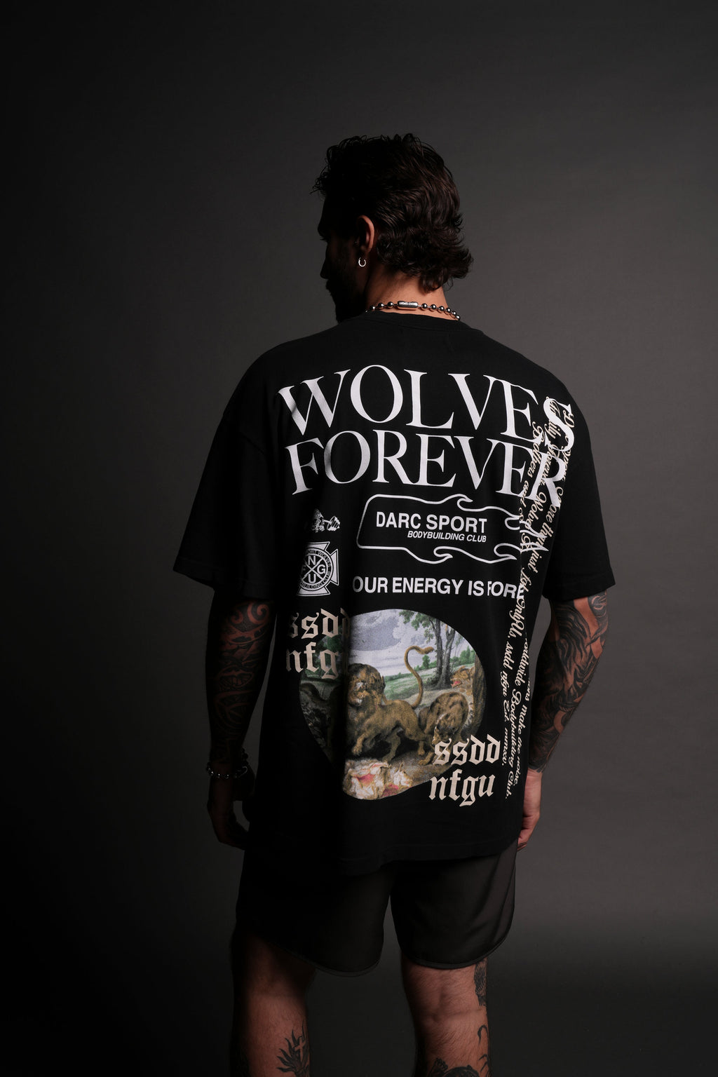 Three Wolves "Premium" Oversized Tee in Black — imagem 5