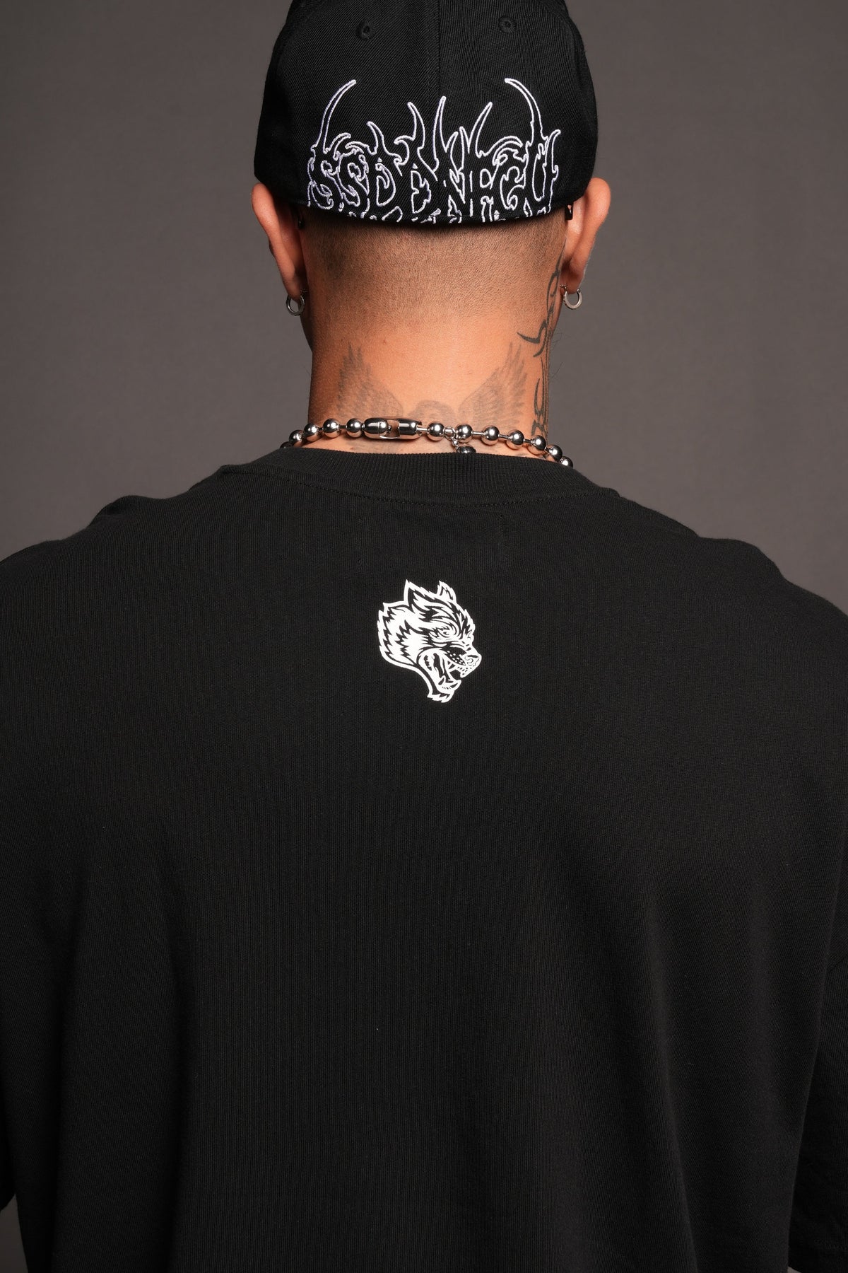 Cherub Flame Premium Tee In Black - imagem 5