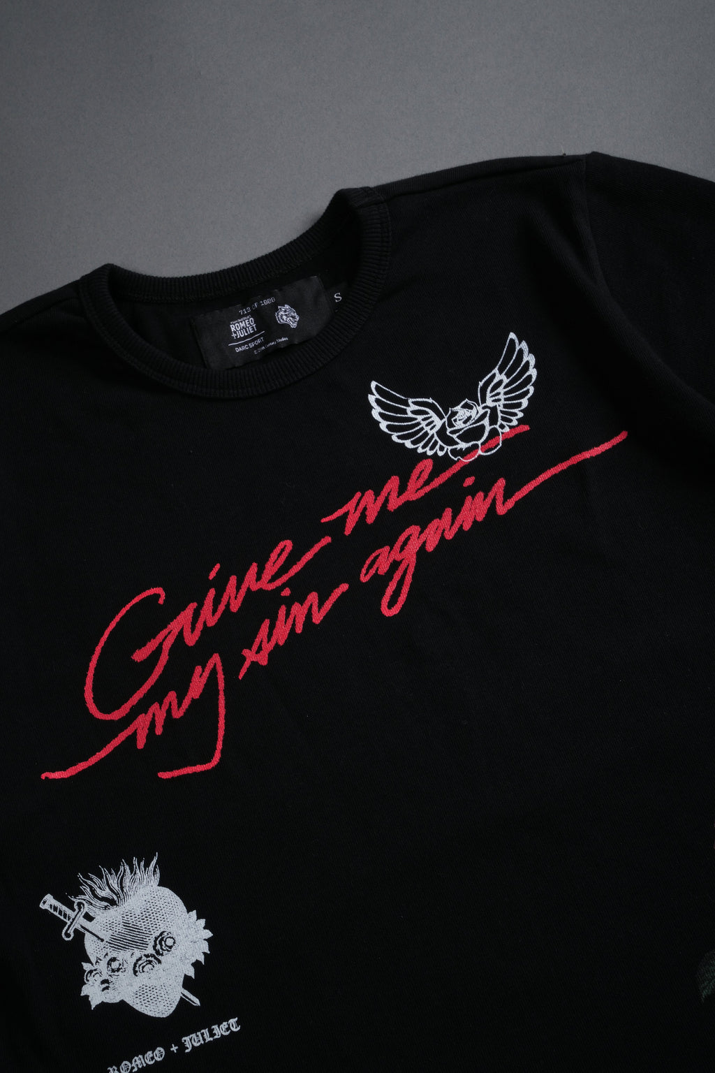 Sin Again "Timeless" Tee in Black — imagem 4