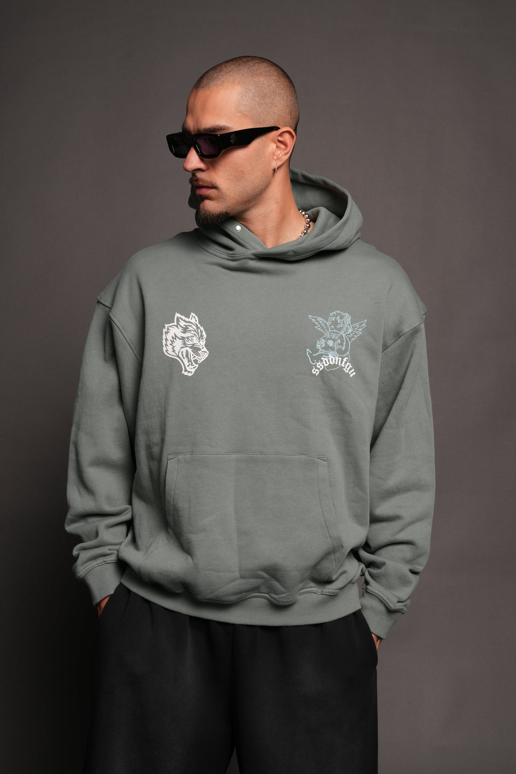 Cherub Flame Pierce Hoodie In Hunter Green - imagem 2