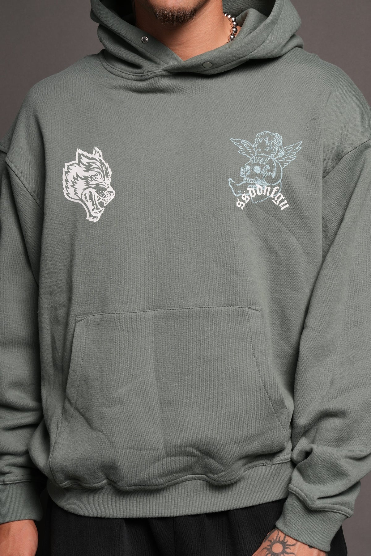 Cherub Flame Pierce Hoodie In Hunter Green - imagem 5