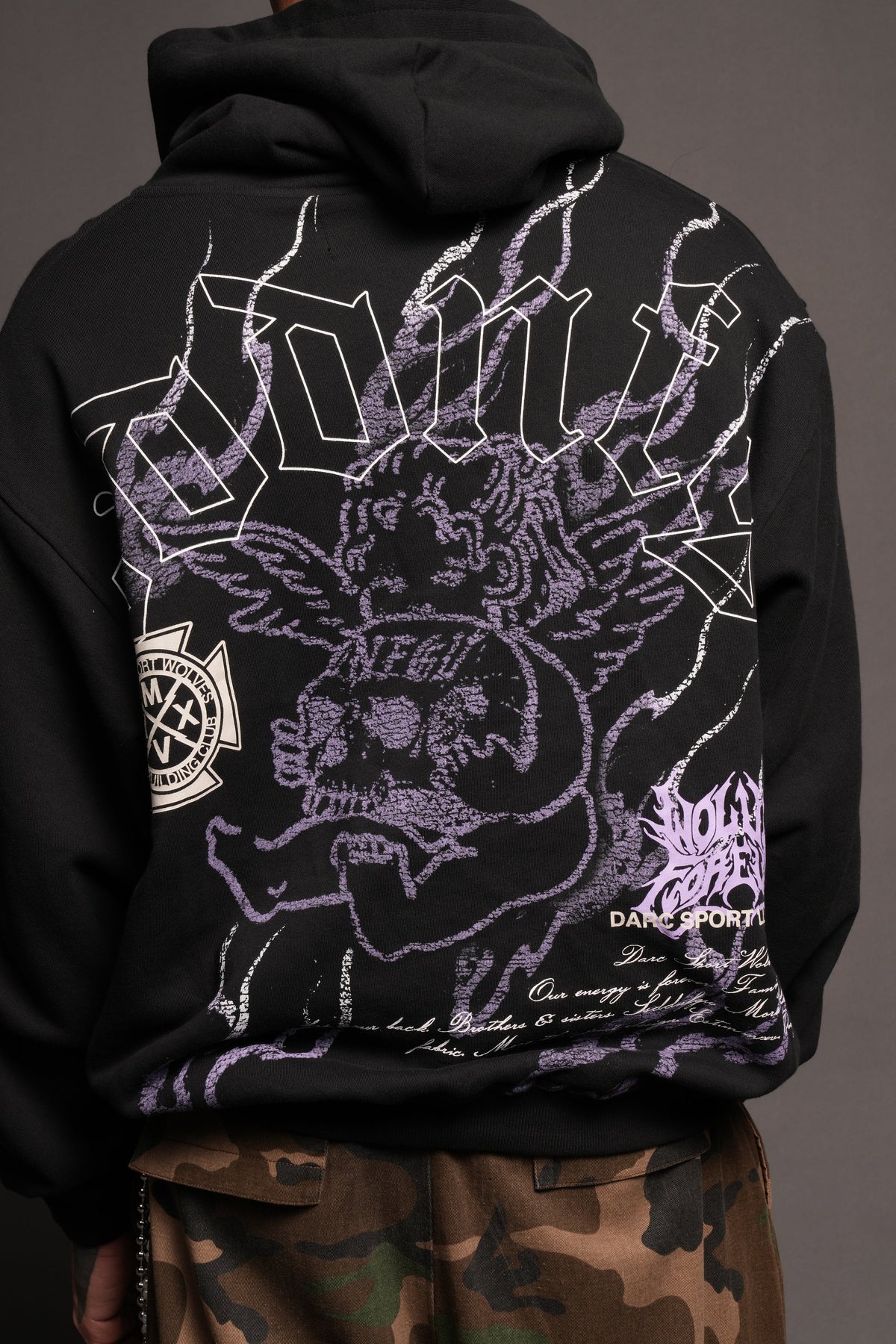 Cherub Flame Pierce Hoodie In Black - imagem 4