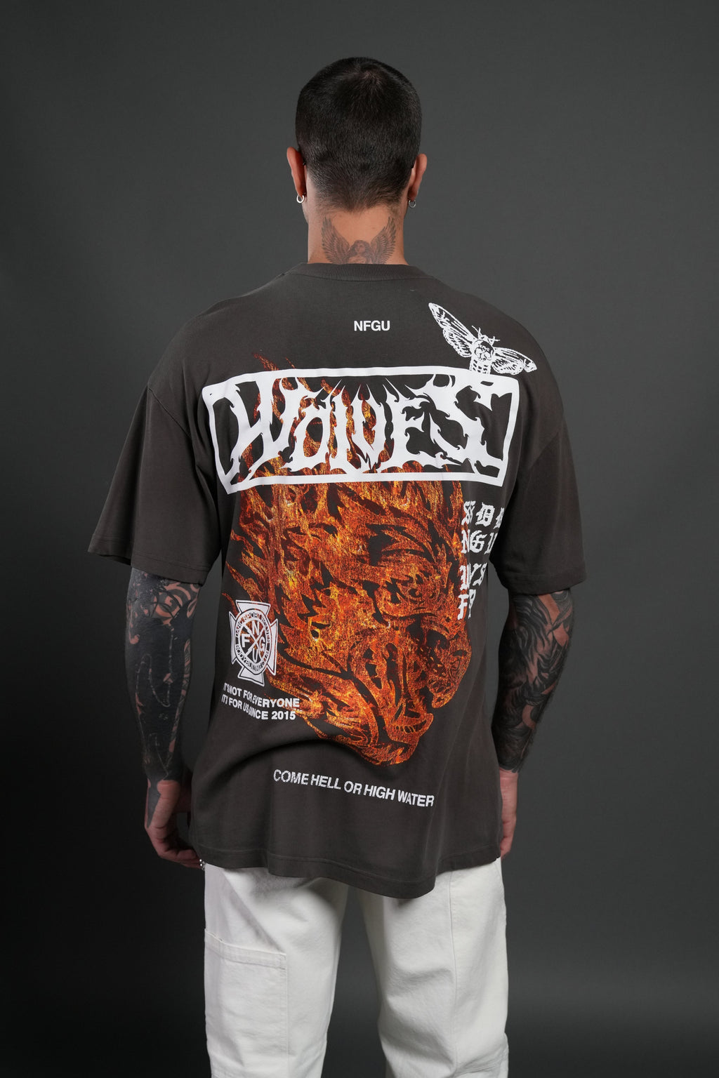 Come Hell Or High Water NFGU Premium Oversized Tee in Darc Brown Drift Wash — imagem 4