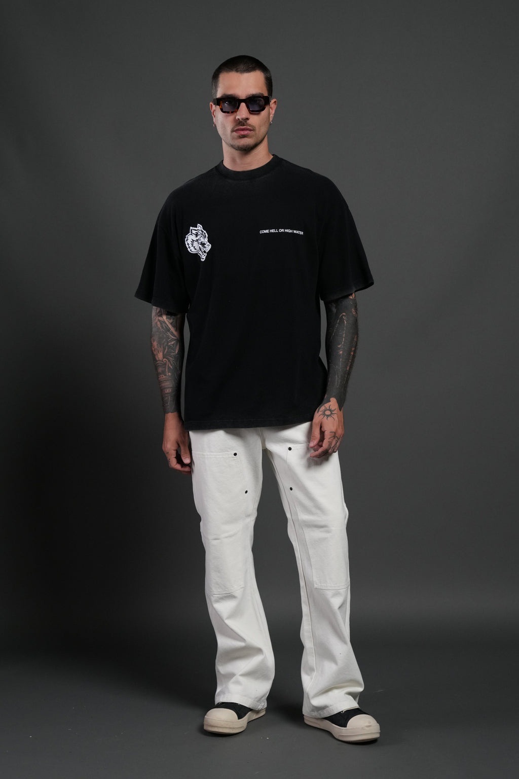 Come Hell Or High Water NFGU Premium Oversized Tee in Black — imagem 5