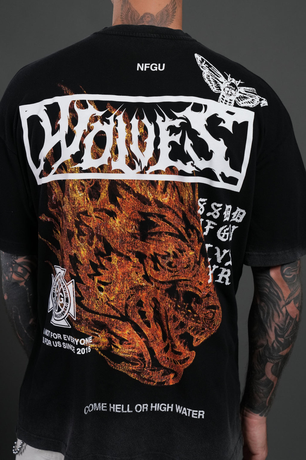 Come Hell Or High Water NFGU Premium Oversized Tee in Black — imagem 8