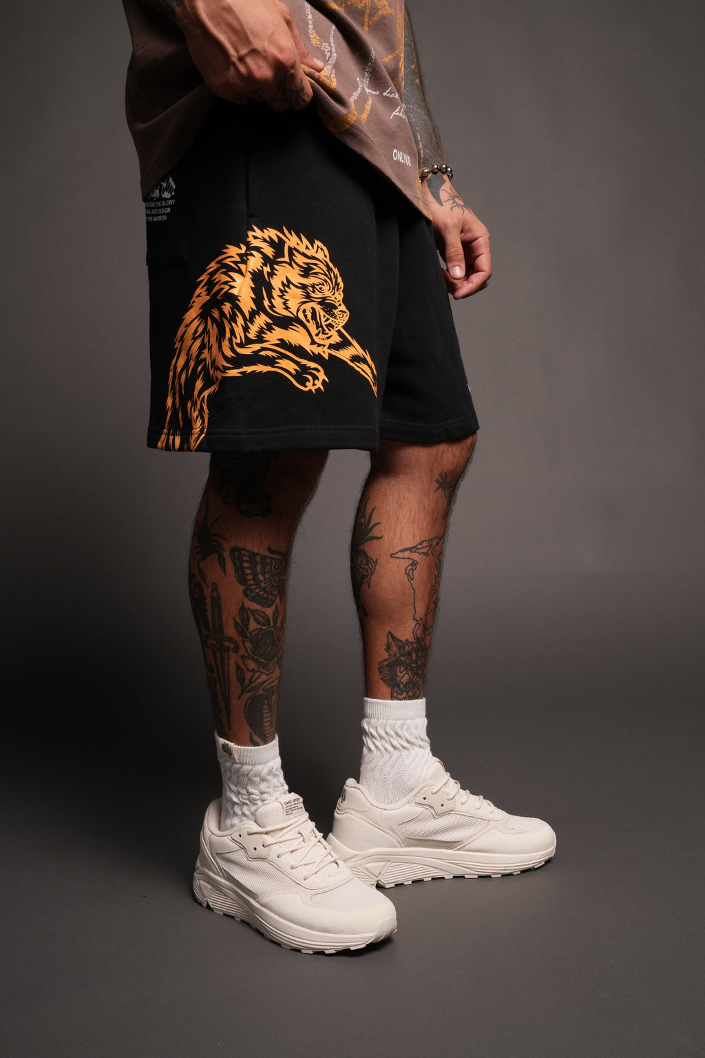 Leap Of Faith V2 Oversized Post Lounge Sweat Shorts In Black - imagem 5