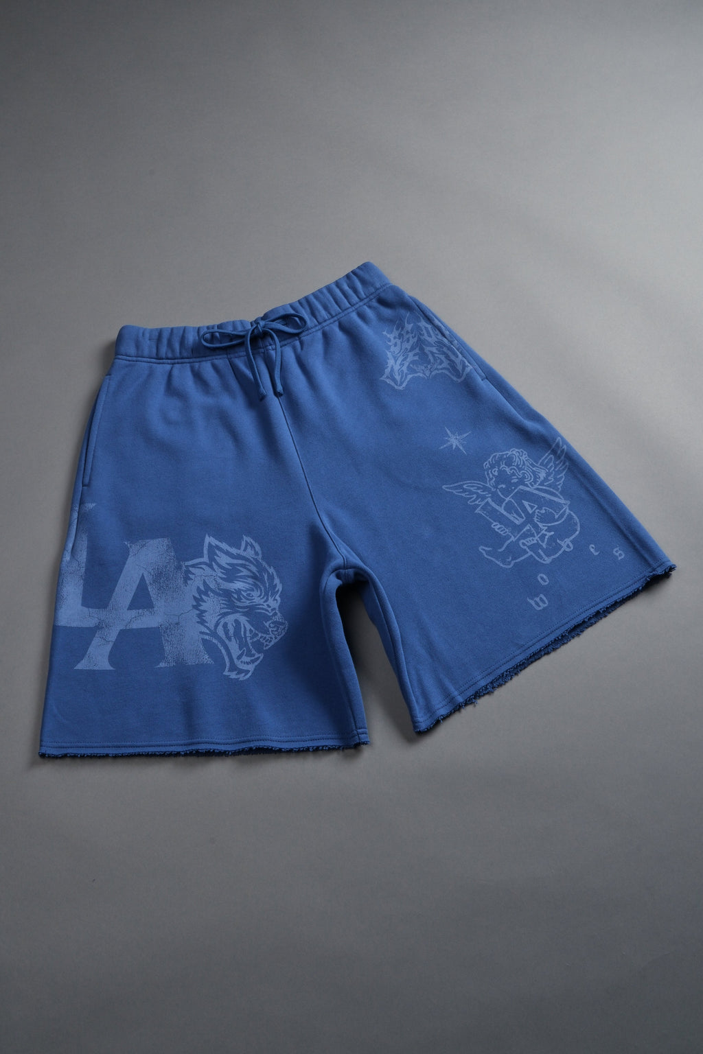 Homage To La Raw Hem Oversized Post Lounge Sweat Shorts in La Blue — imagem 6
