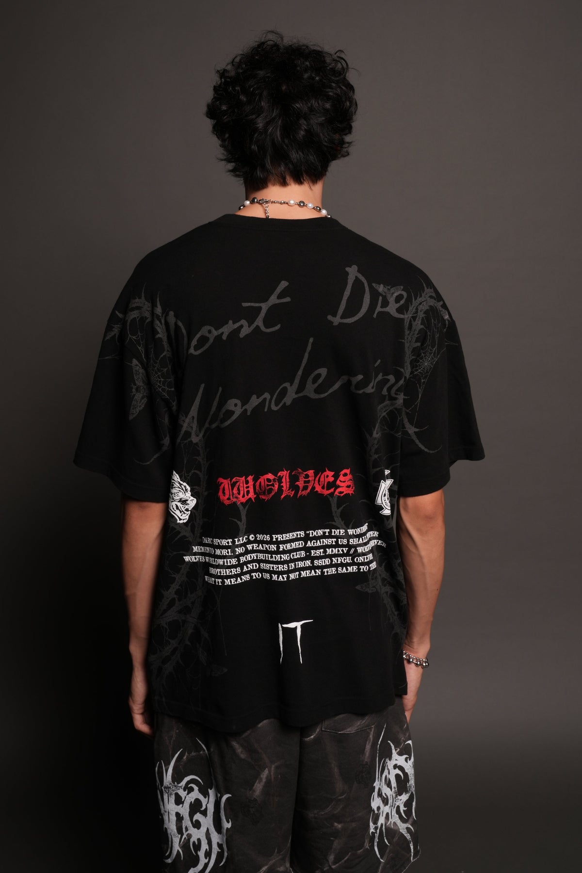 Dont Die Wondering Mystery Tee In Black