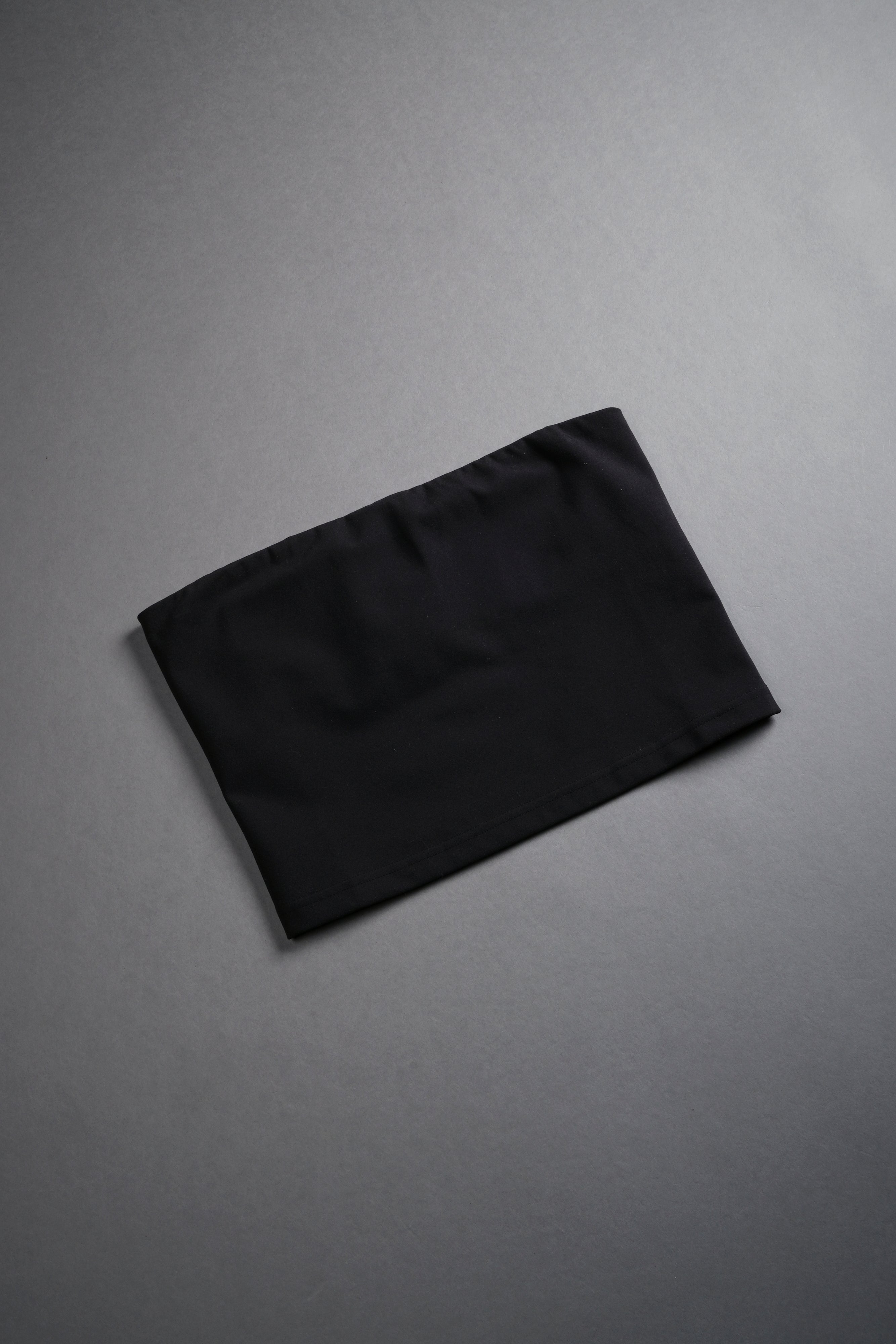 Single Wolf "Nova" Longline Bandeau Top in Black — imagem 5