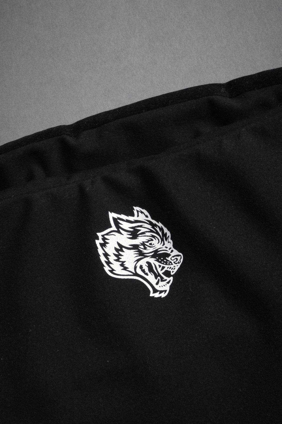 Single Wolf "Nova" Longline Bandeau Top in Black - imagem 6