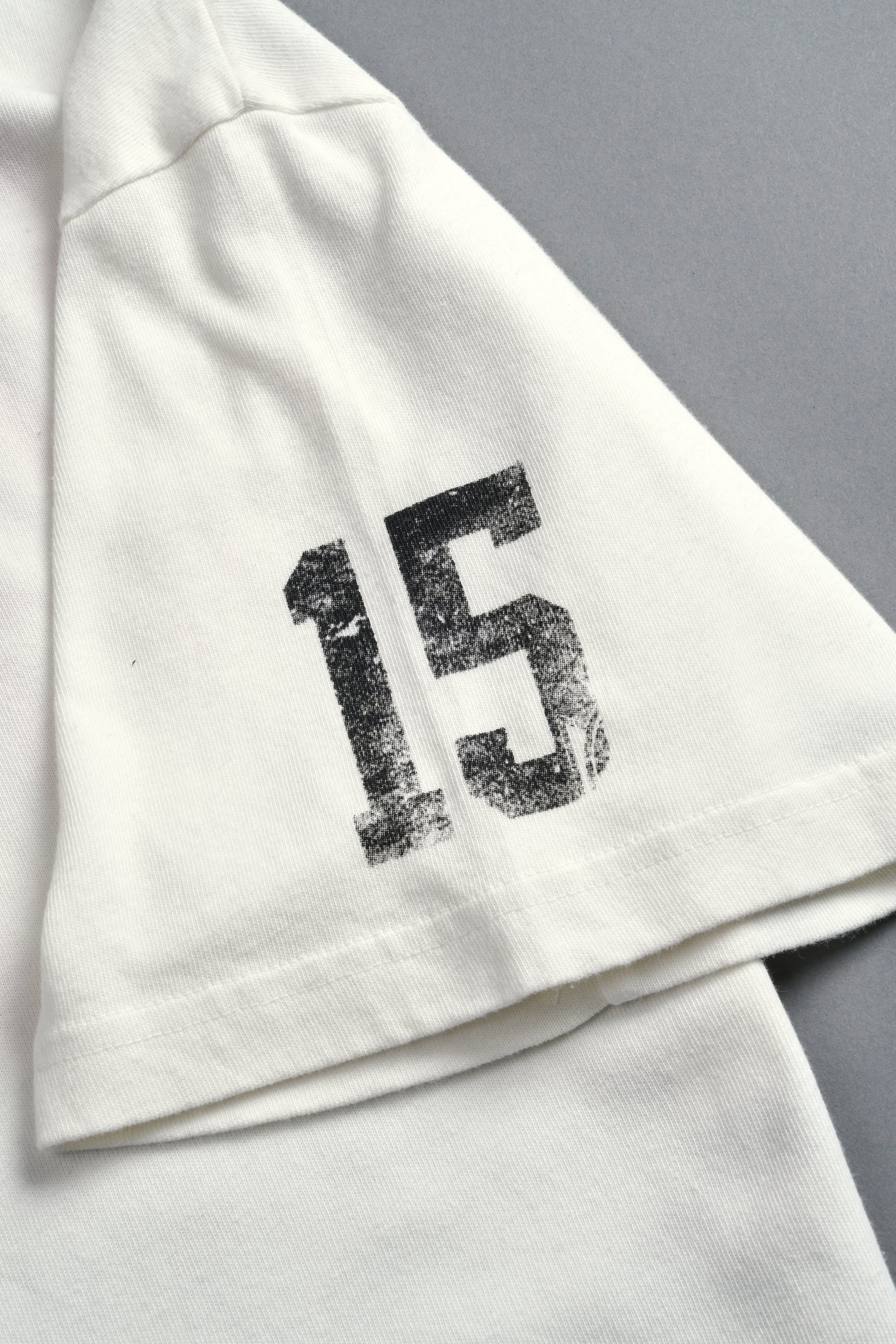 La Ca Frvr Premium Oversized Tee in Cream — imagem 9