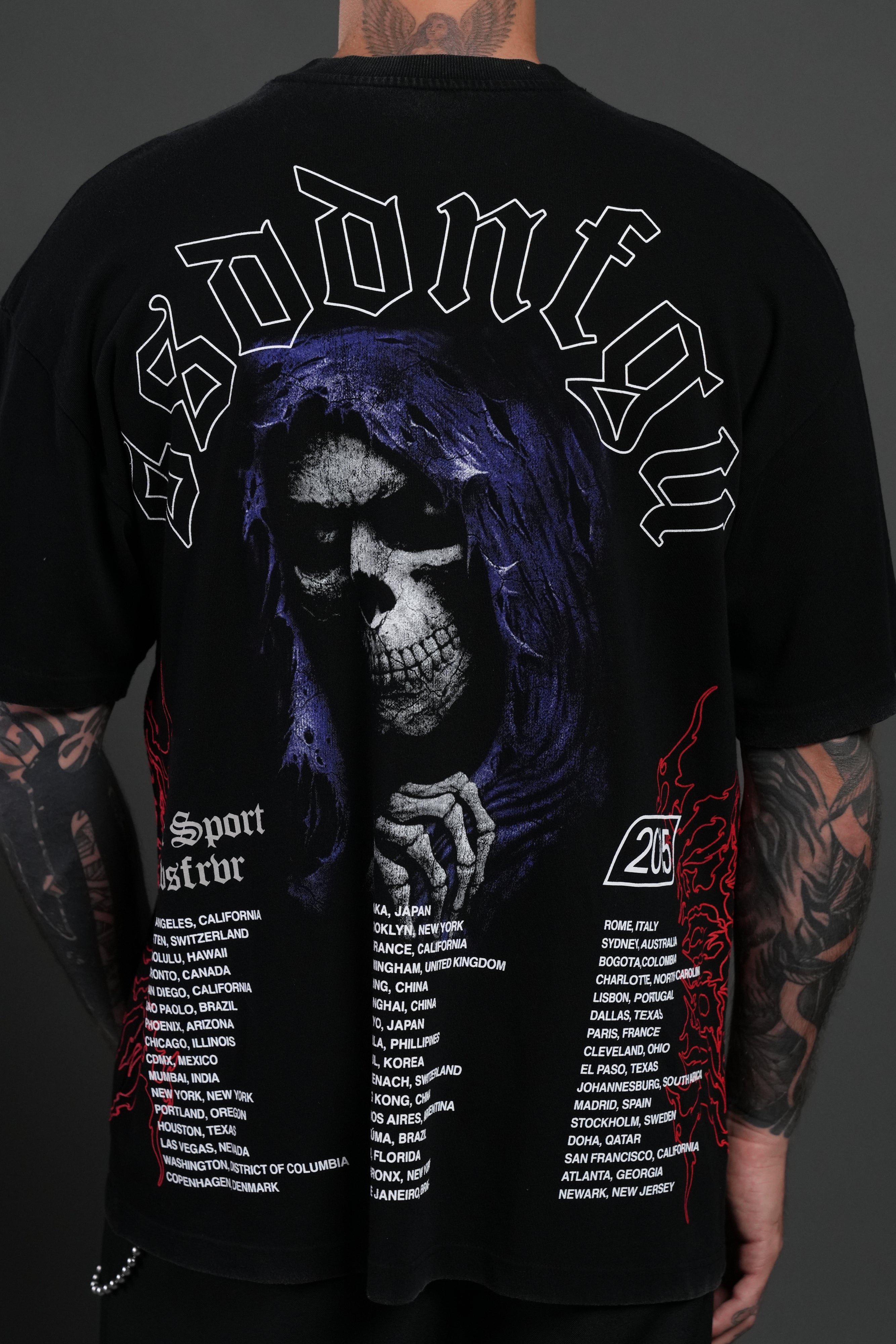 Reaper Tour Premium Oversized Tee in Black — imagem 8