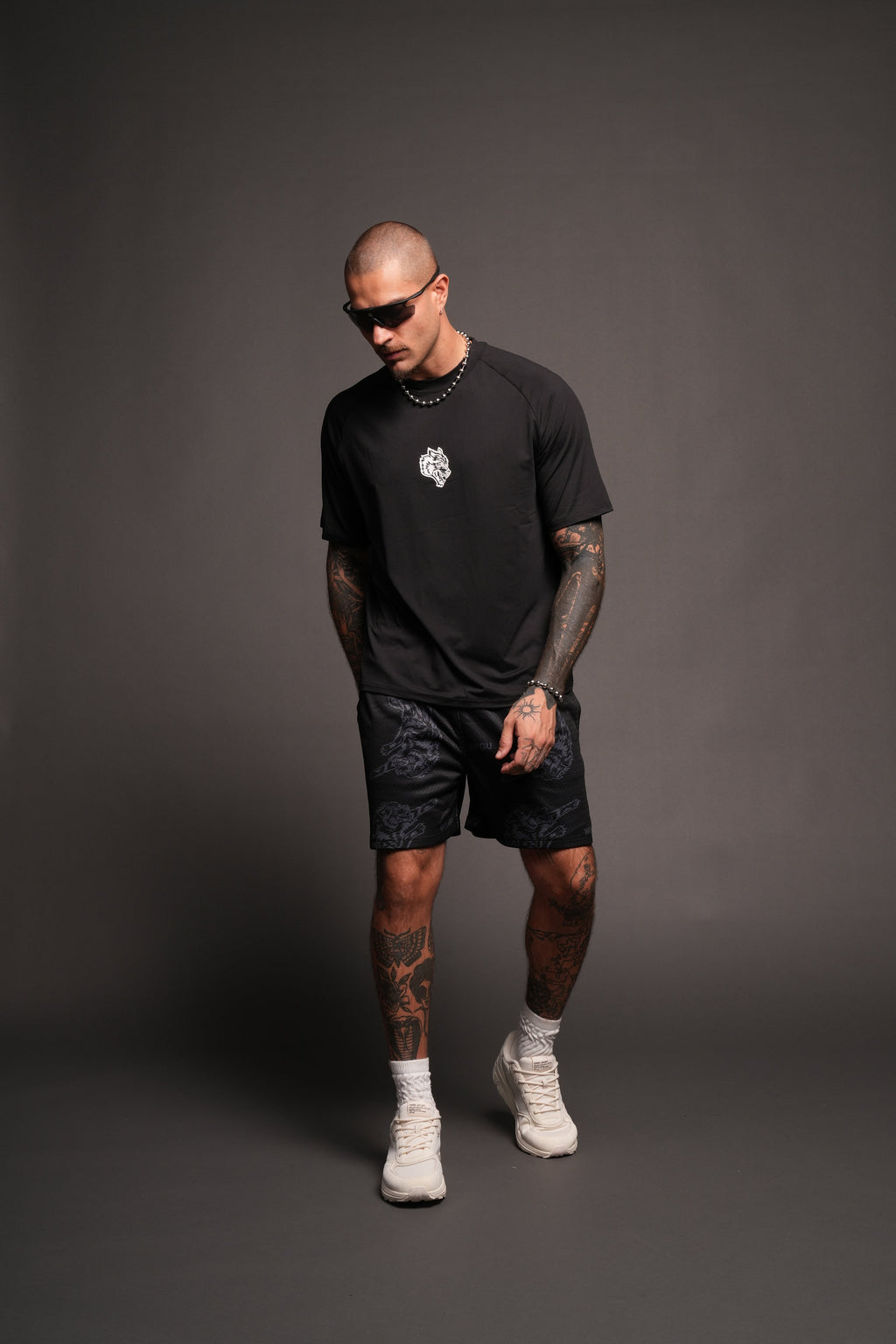 Wolves Pyramid V2 Dry Wolf Raglan Ss Tee In Black - imagem 5