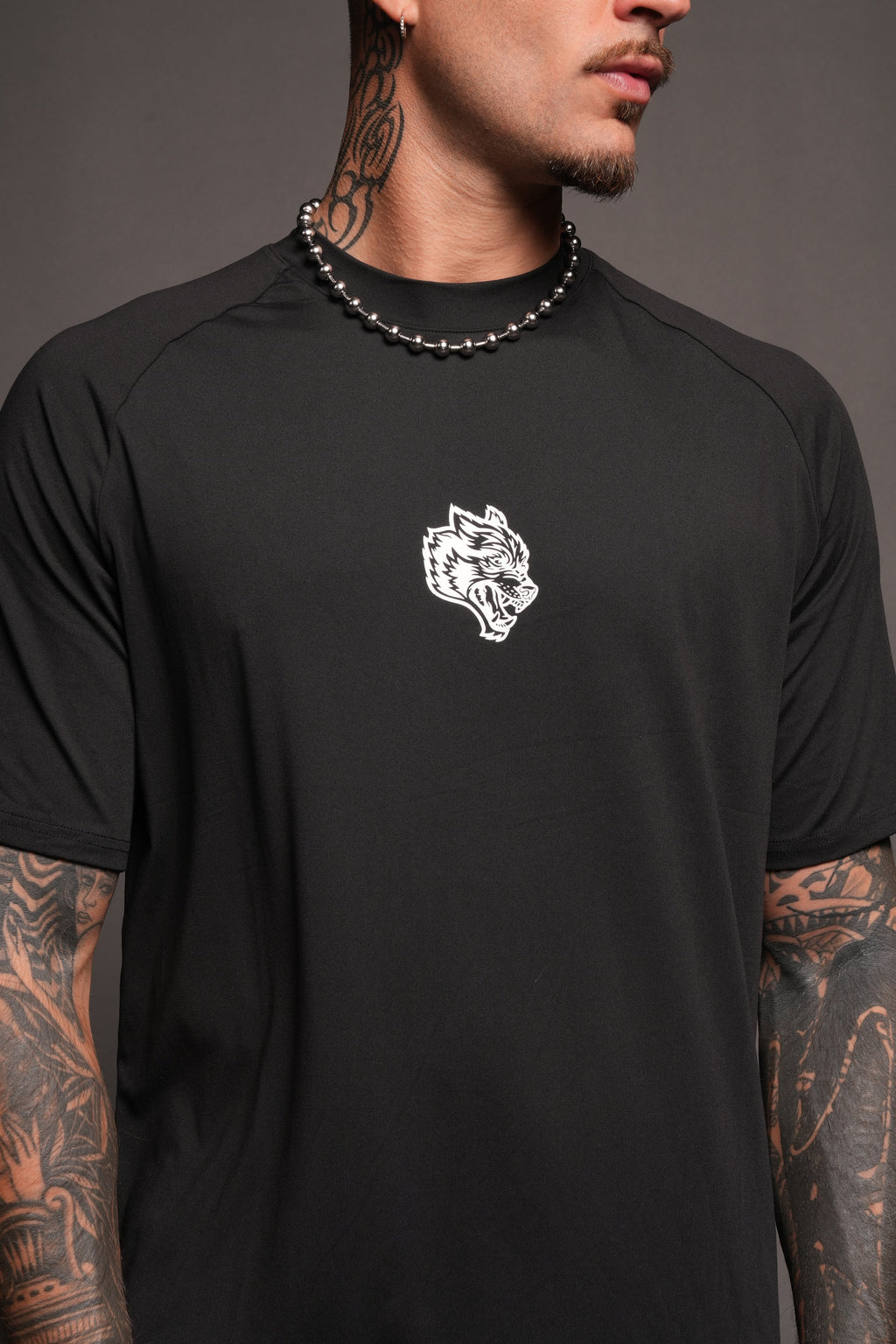 Wolves Pyramid V2 Dry Wolf Raglan Ss Tee In Black - imagem 7