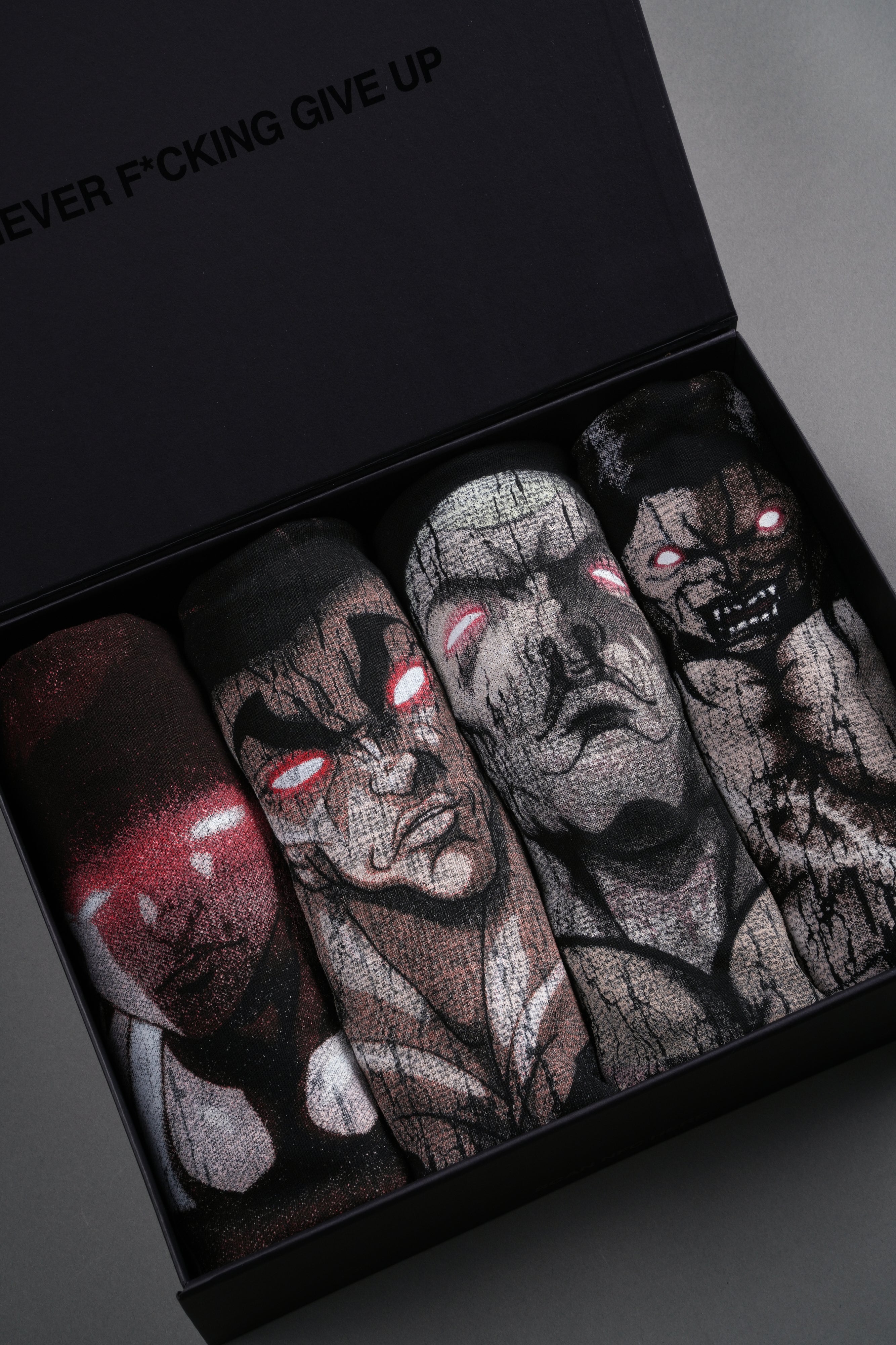 Baki Son of Ogre "Side-By-Side" Tee Box Set in Black — imagem 13